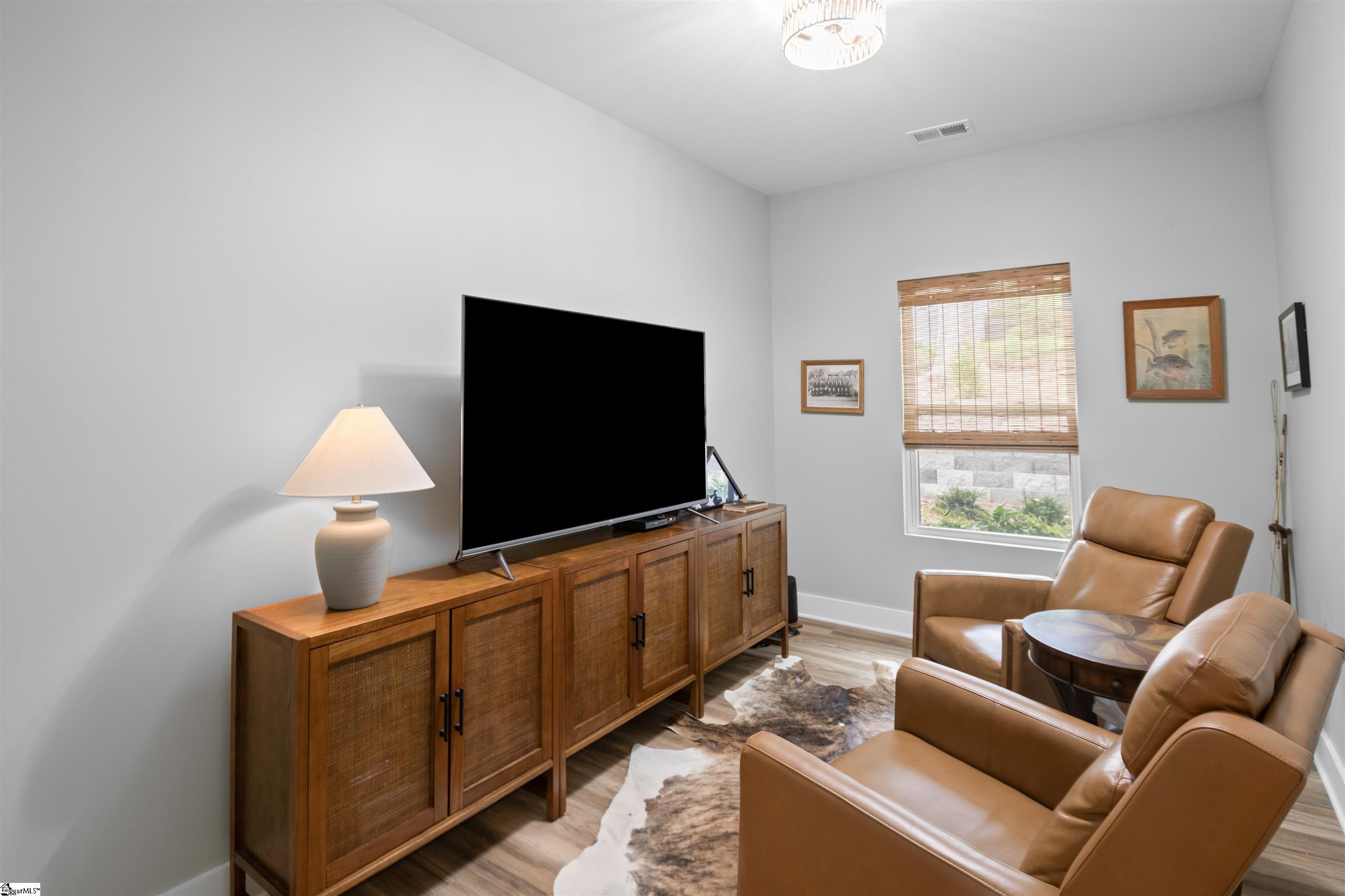 117 E Peninsula Drive Laurens, SC 29360