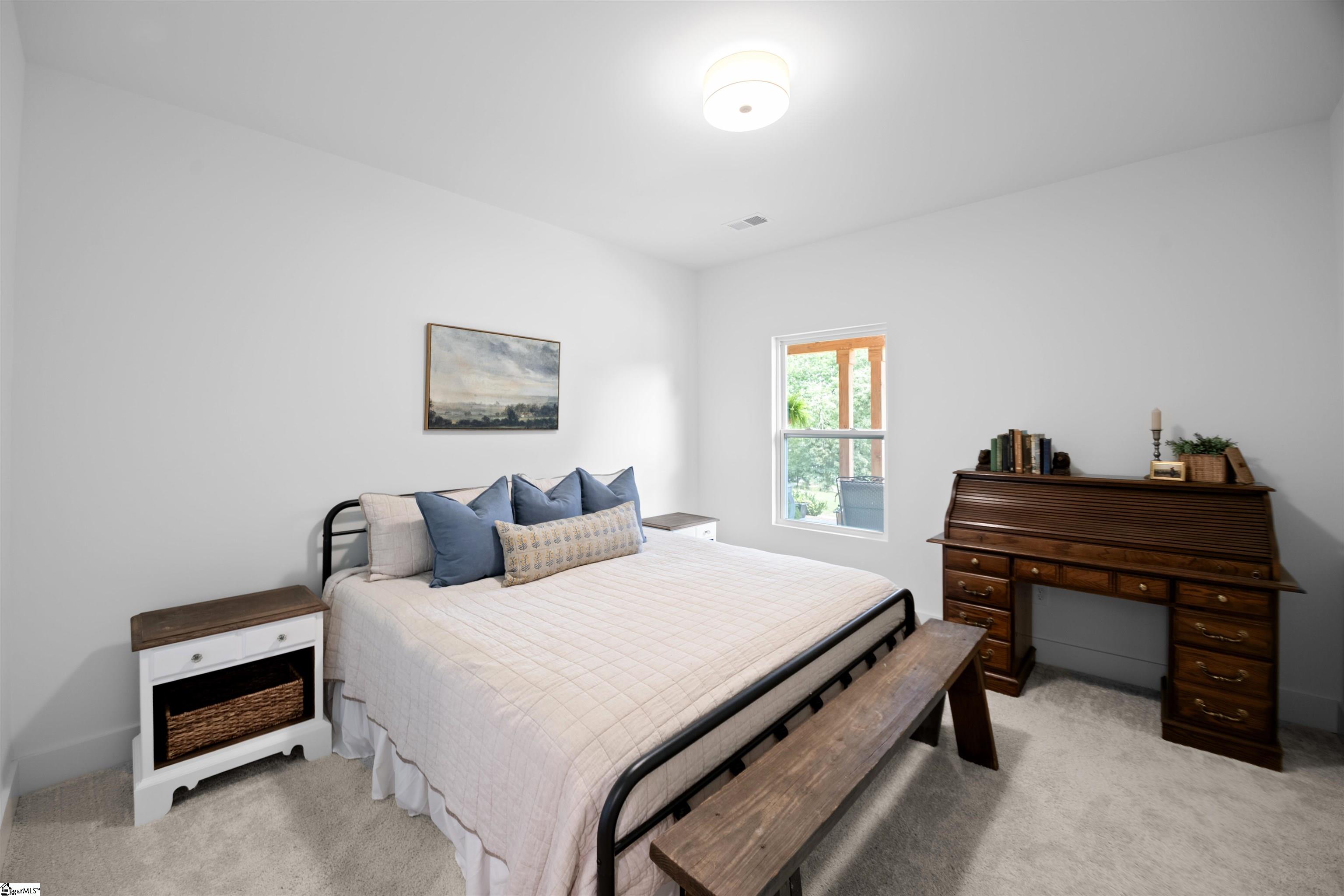 117 E Peninsula Drive Laurens, SC 29360