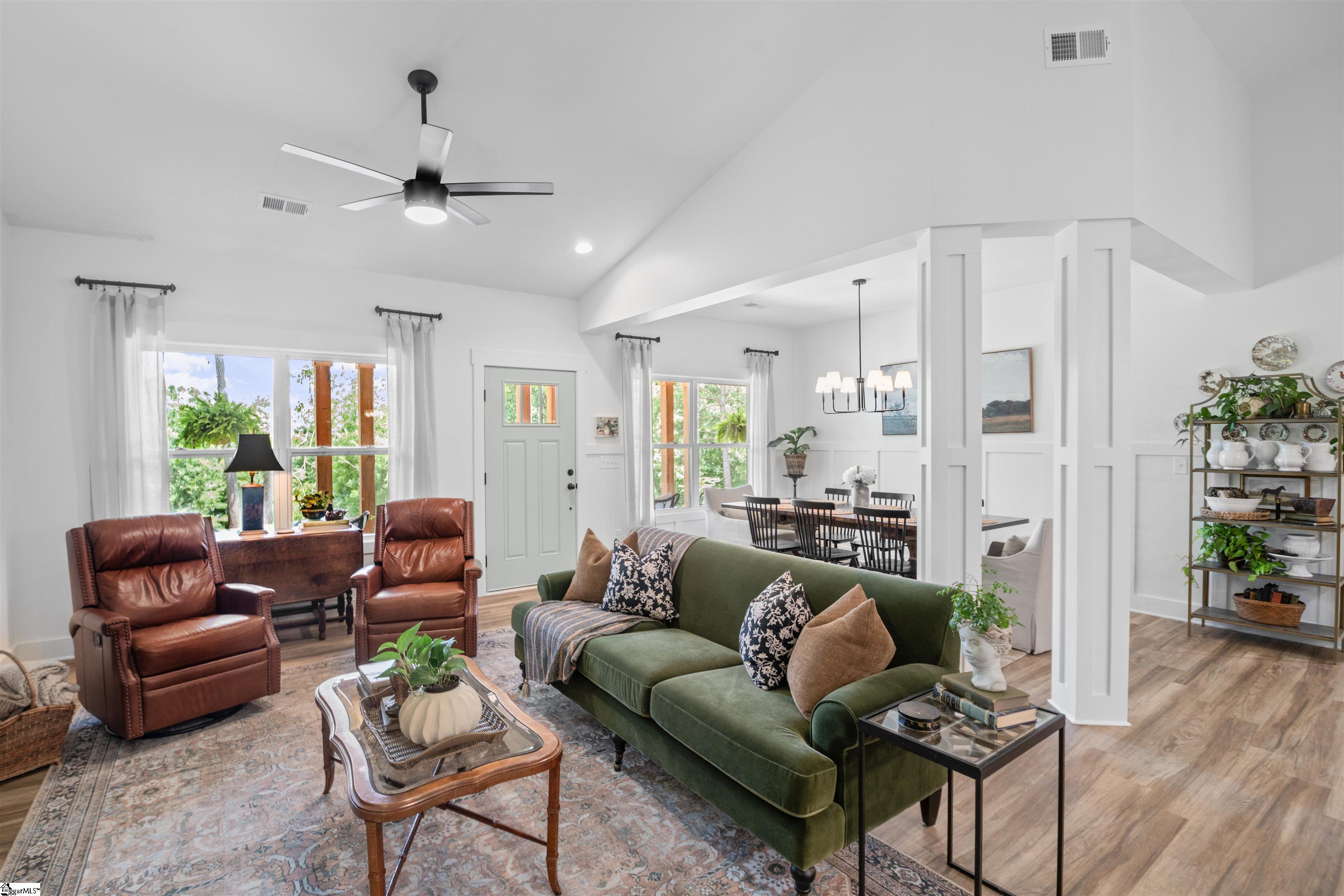 117 E Peninsula Drive Laurens, SC 29360