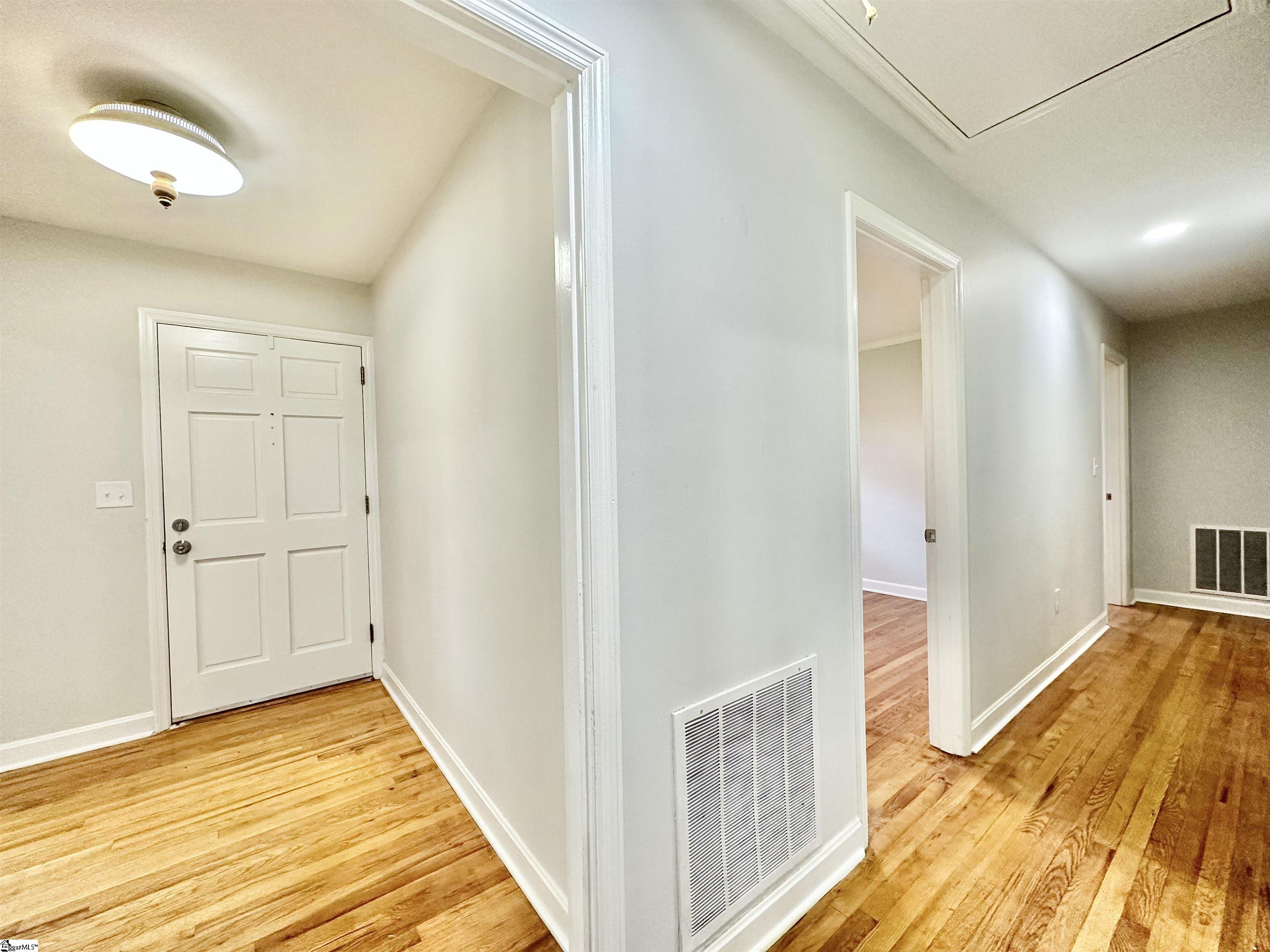 10 Stradley Terrace Greenville, SC 29617