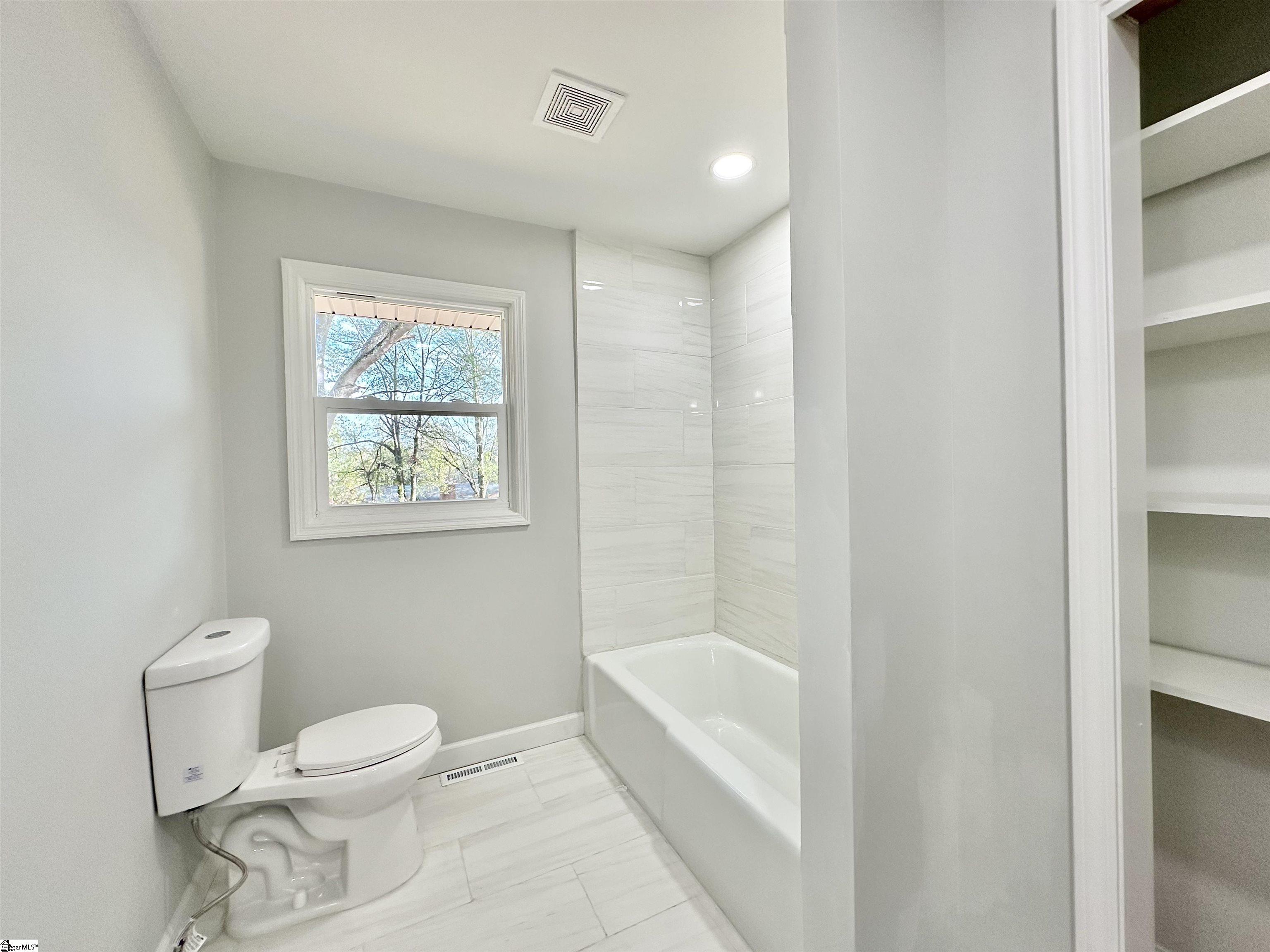10 Stradley Terrace Greenville, SC 29617