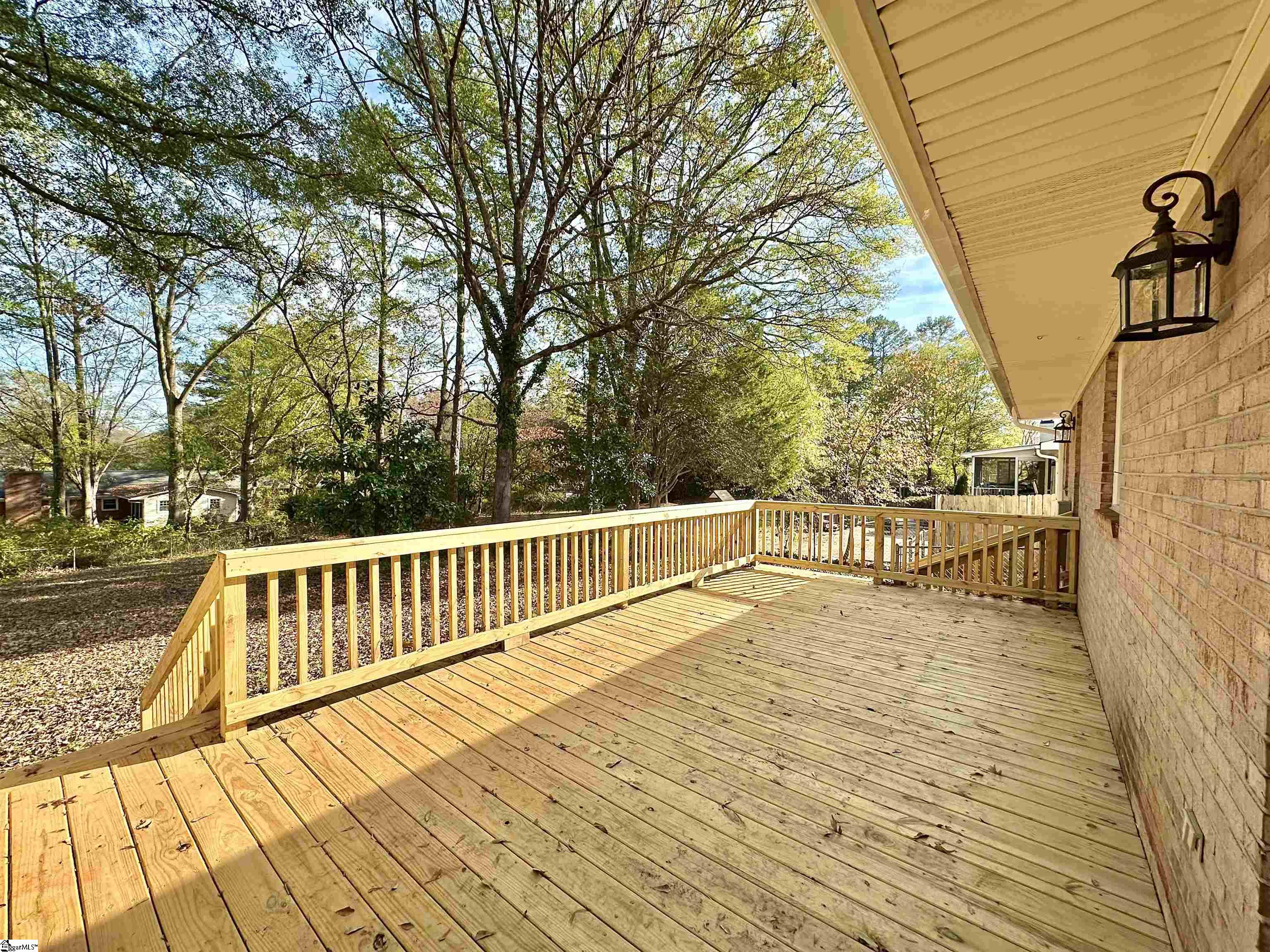 10 Stradley Terrace Greenville, SC 29617