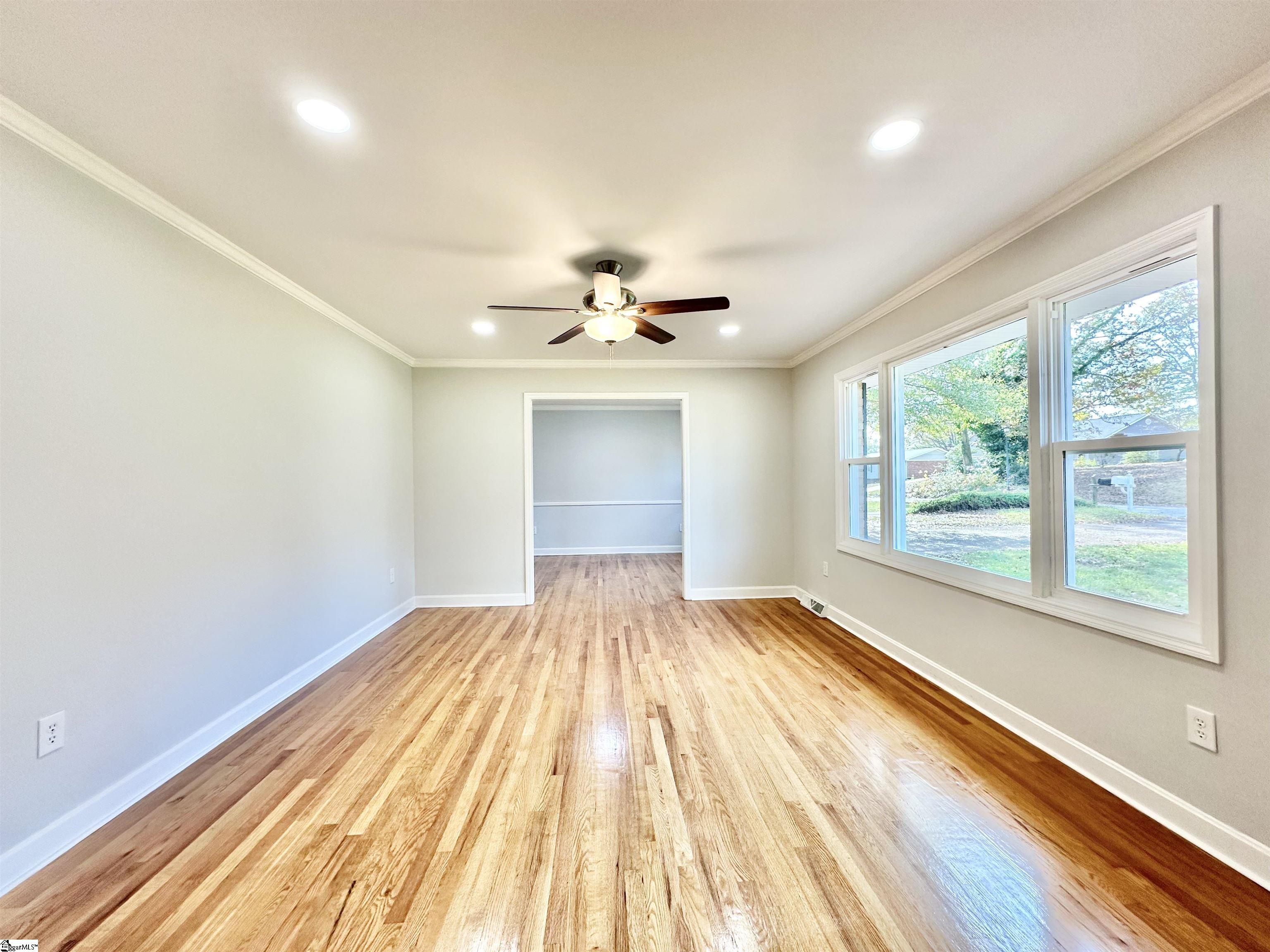 10 Stradley Terrace Greenville, SC 29617