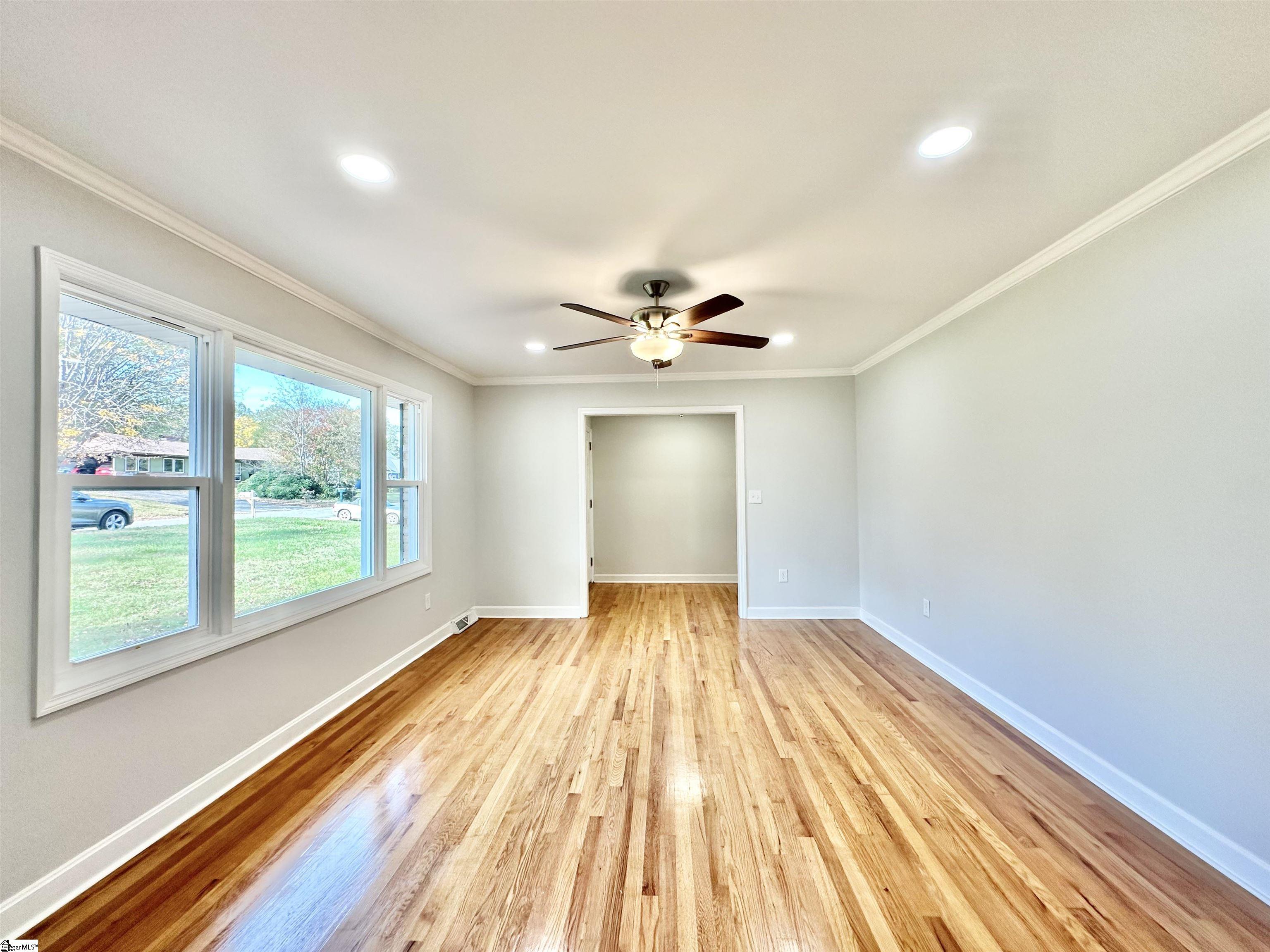 10 Stradley Terrace Greenville, SC 29617
