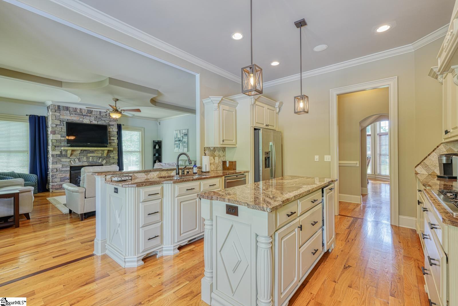 122 Beacon Hill Road Duncan, SC 29334