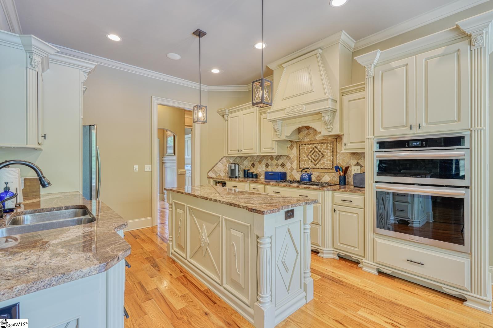 122 Beacon Hill Road Duncan, SC 29334
