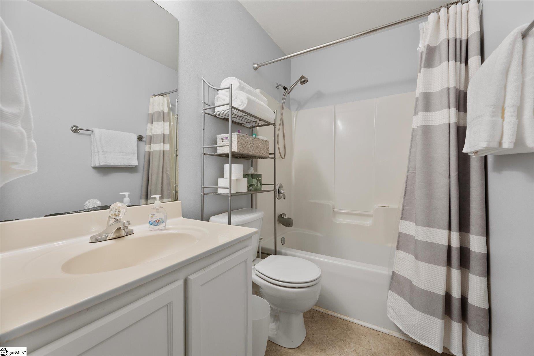 107 Whileaway Court Taylors, SC 29687