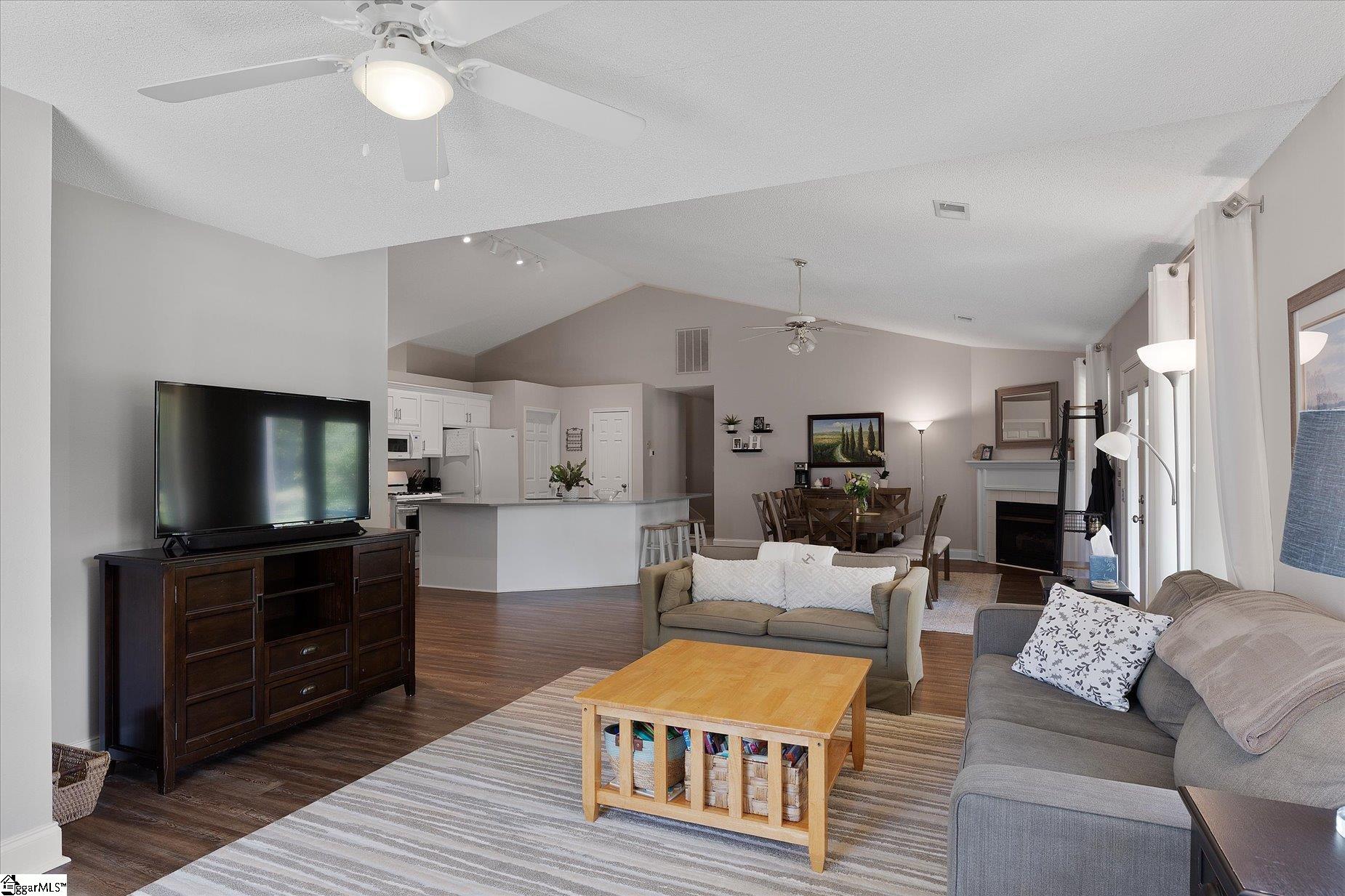 107 Whileaway Court Taylors, SC 29687
