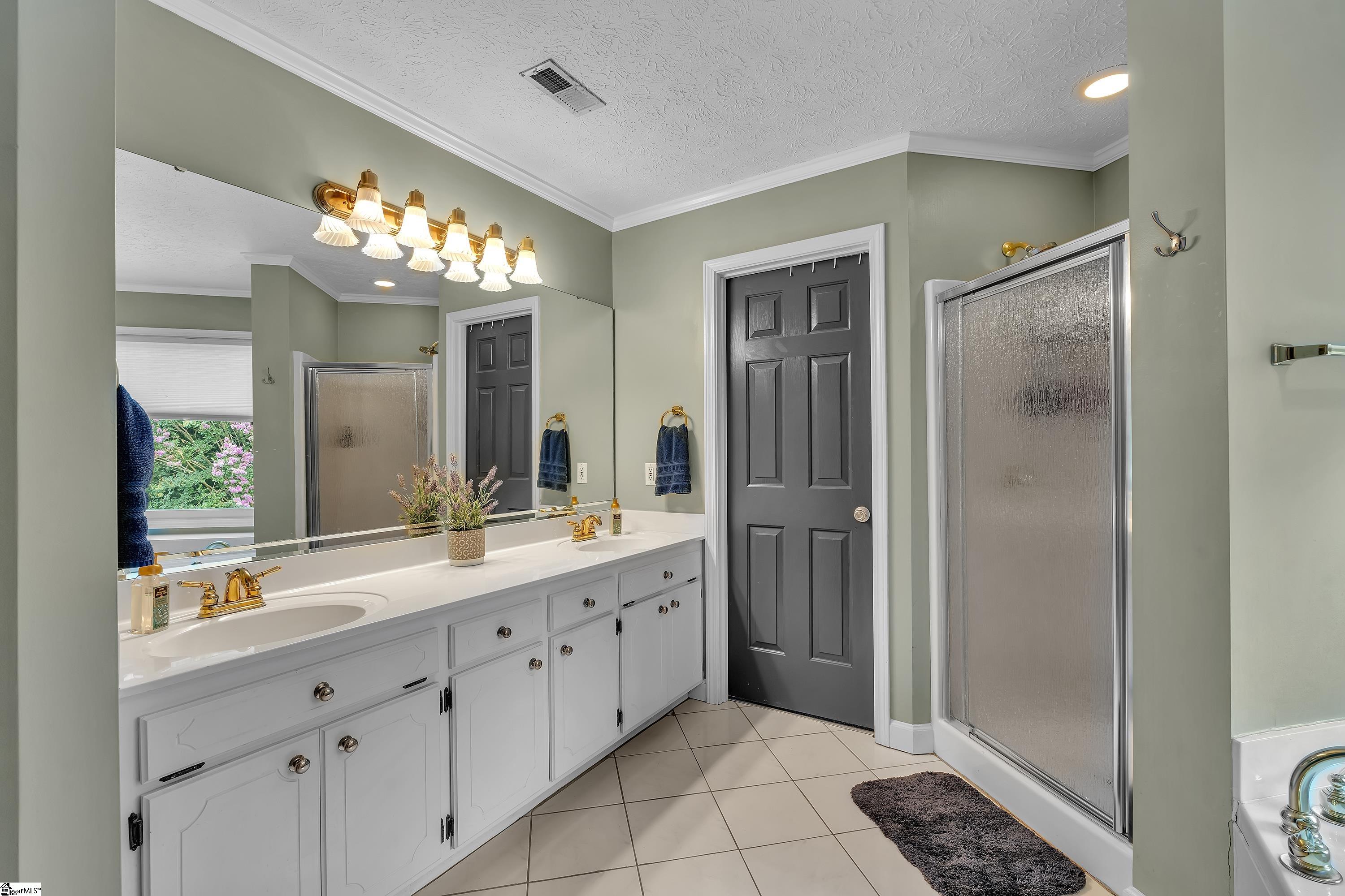 413 Bright Water Lane Greenville, SC 29609