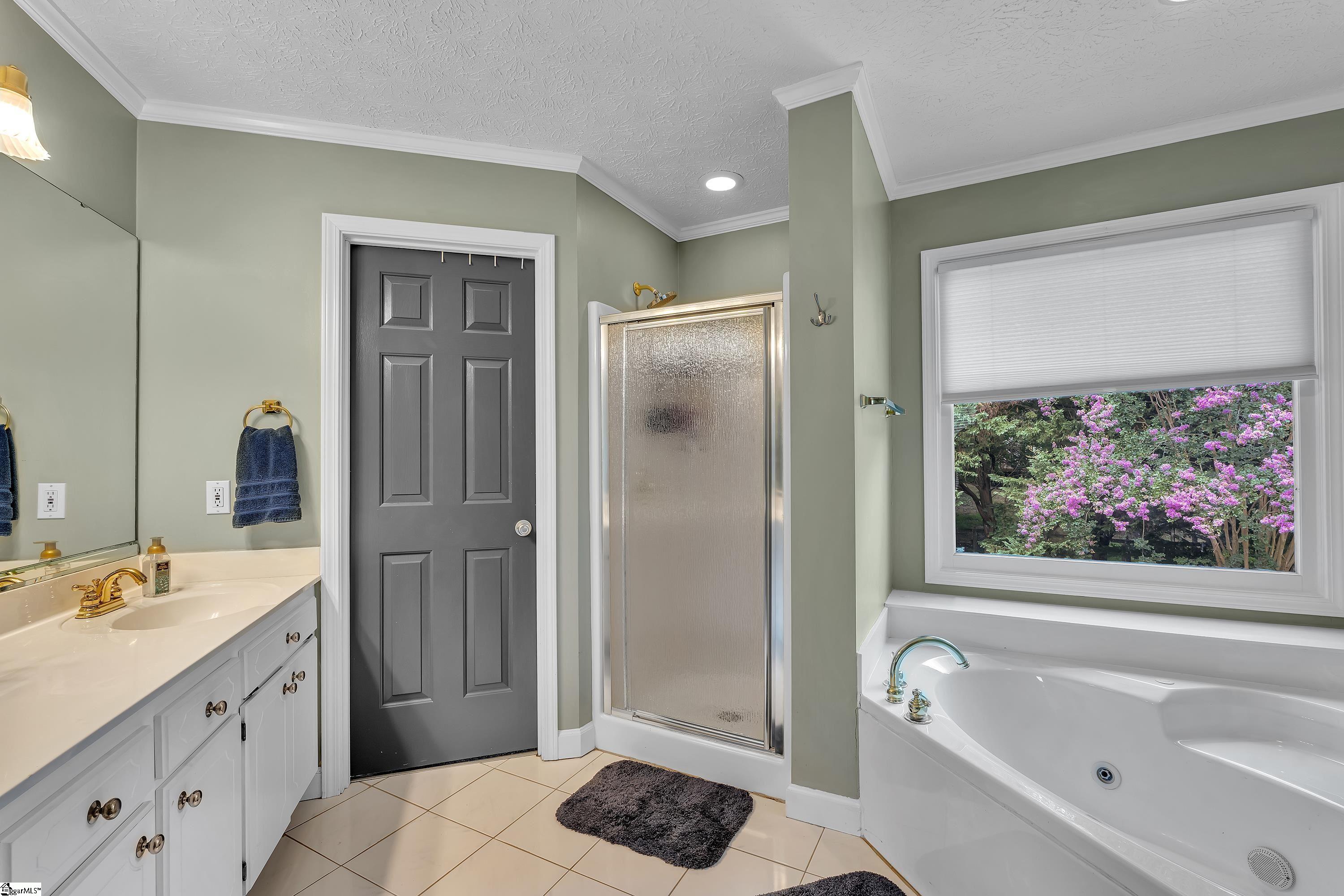 413 Bright Water Lane Greenville, SC 29609
