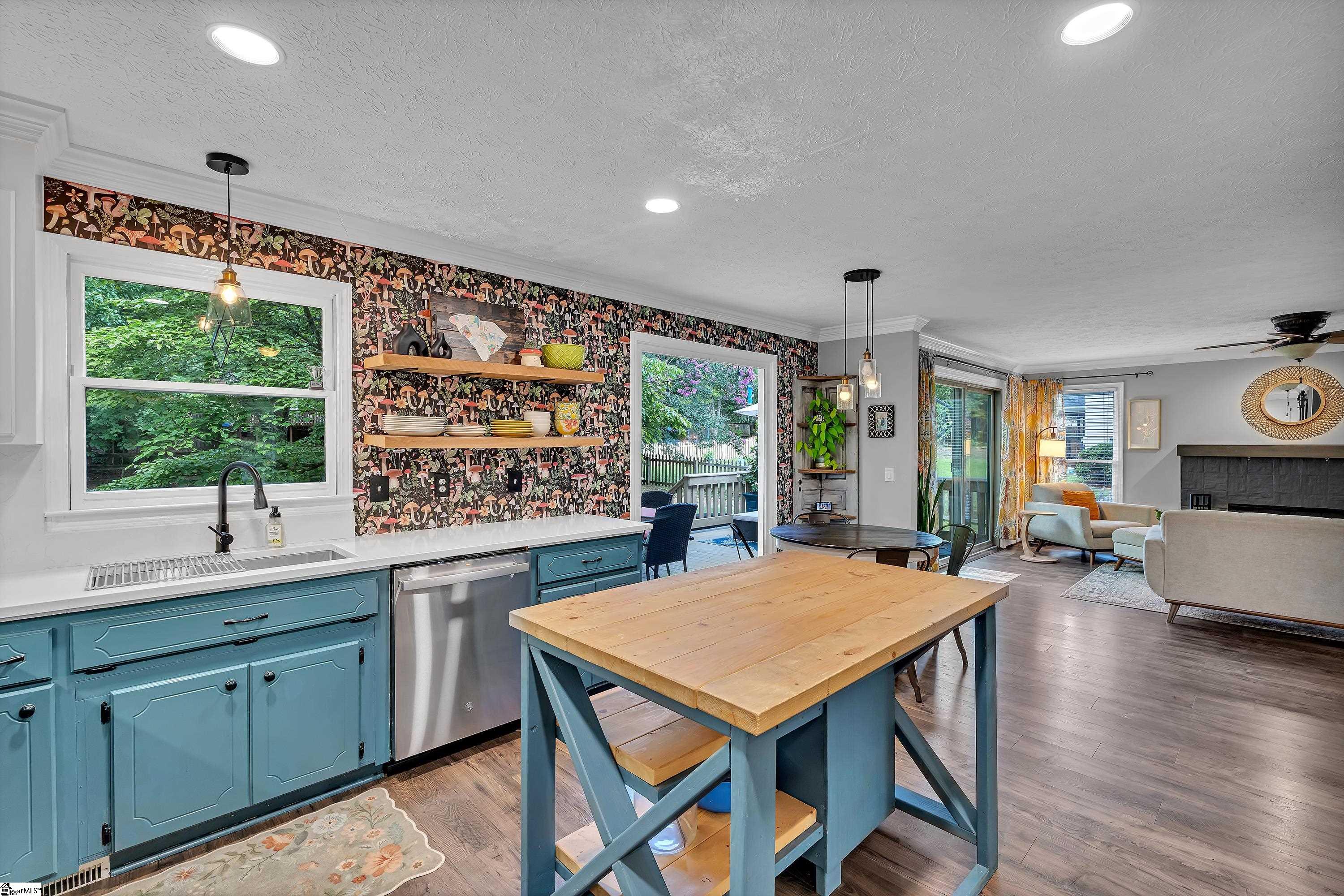 413 Bright Water Lane Greenville, SC 29609