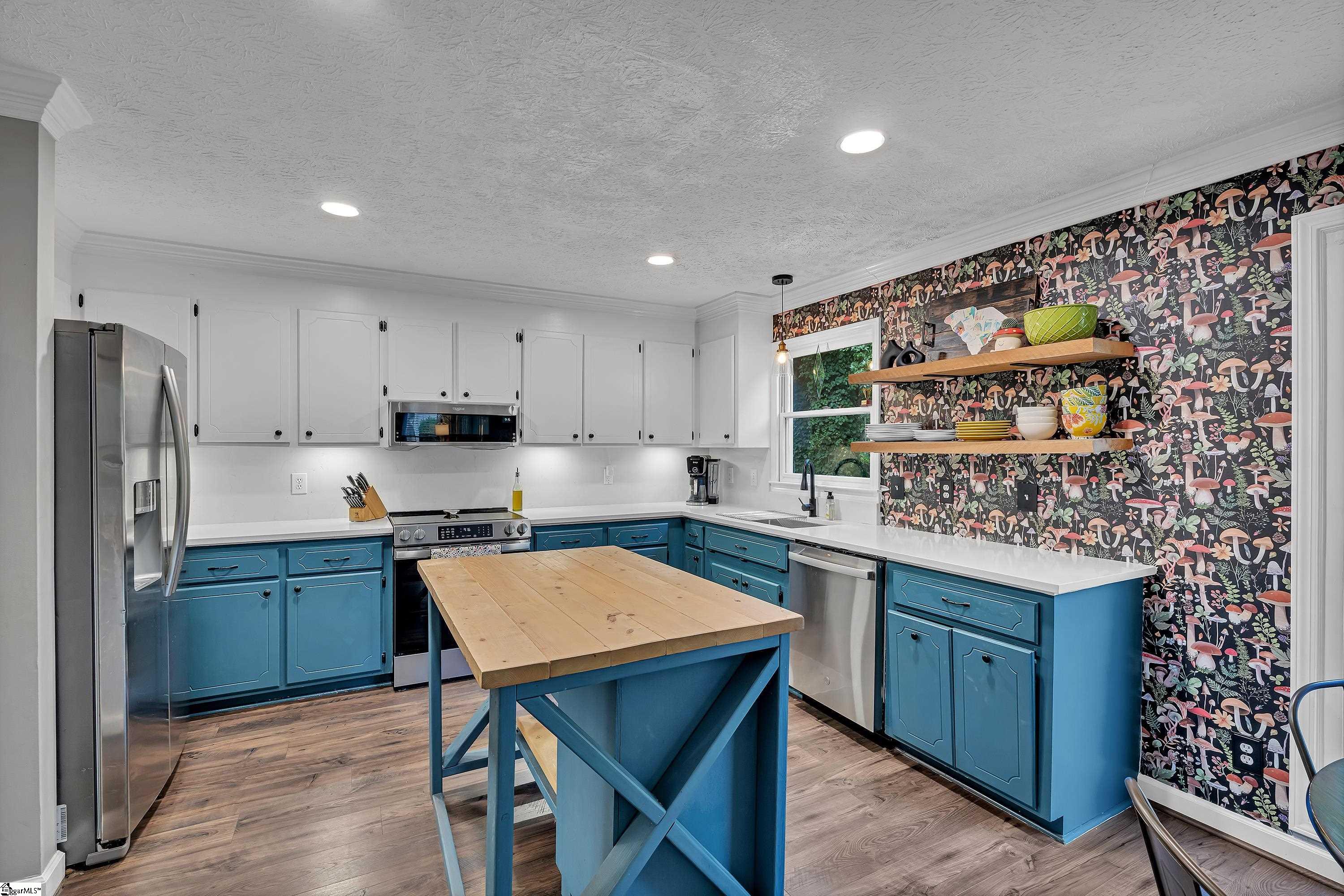 413 Bright Water Lane Greenville, SC 29609