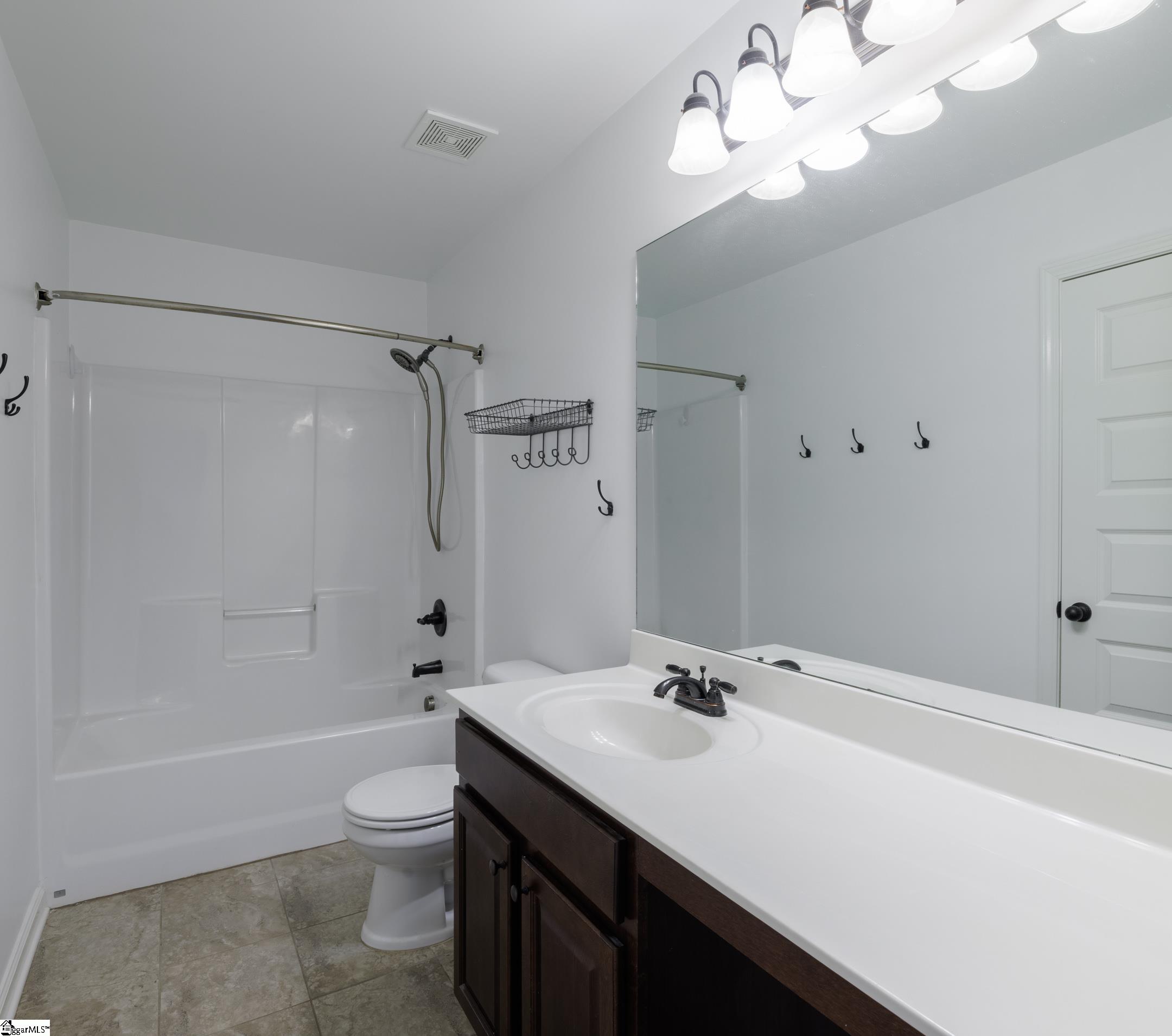 205 Dante Lane Simpsonville, SC 29681