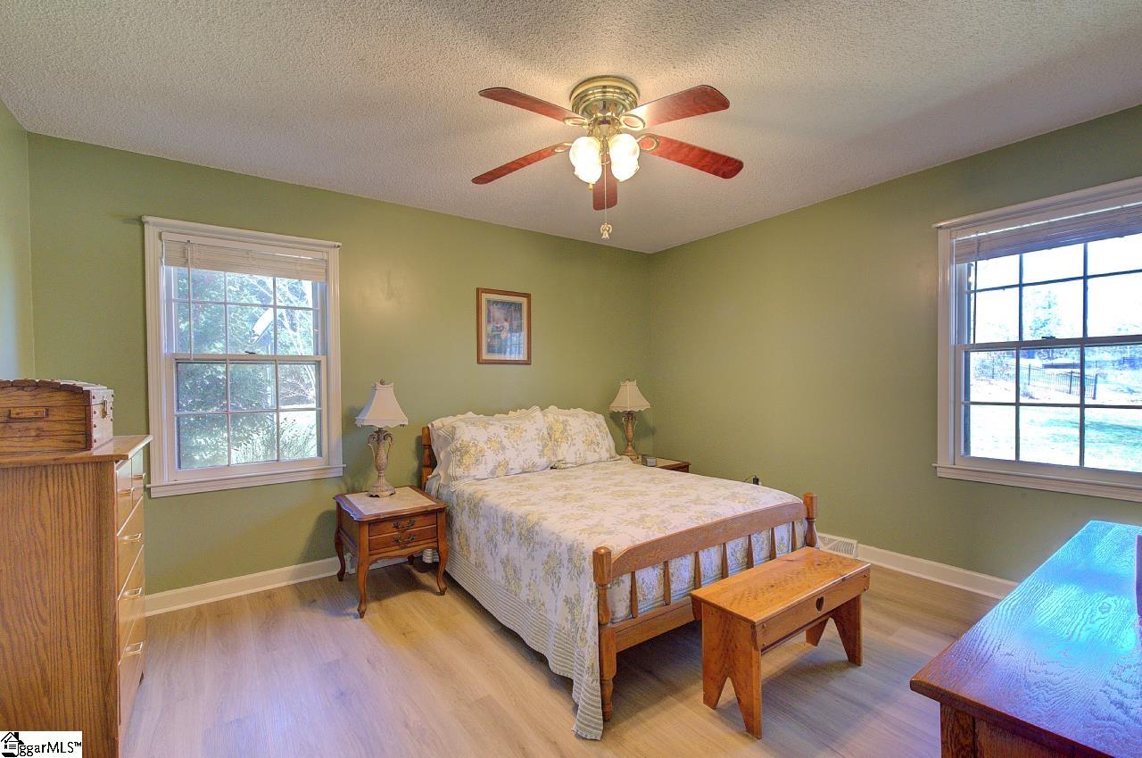 109 Cooper Drive Simpsonville, SC 29681