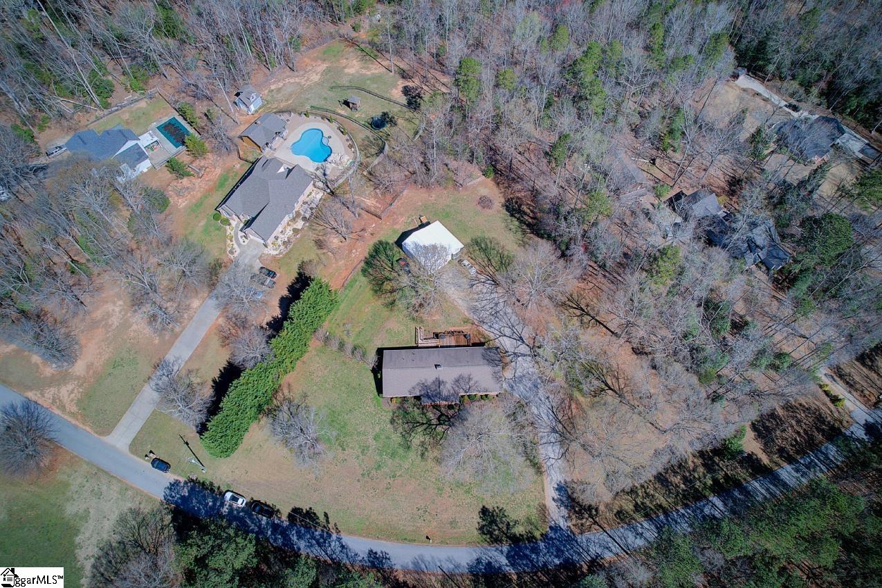 109 Cooper Drive Simpsonville, SC 29681