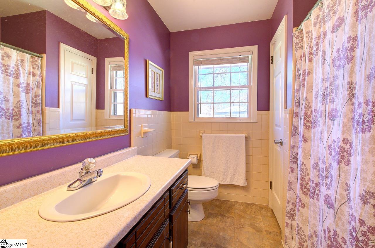109 Cooper Drive Simpsonville, SC 29681