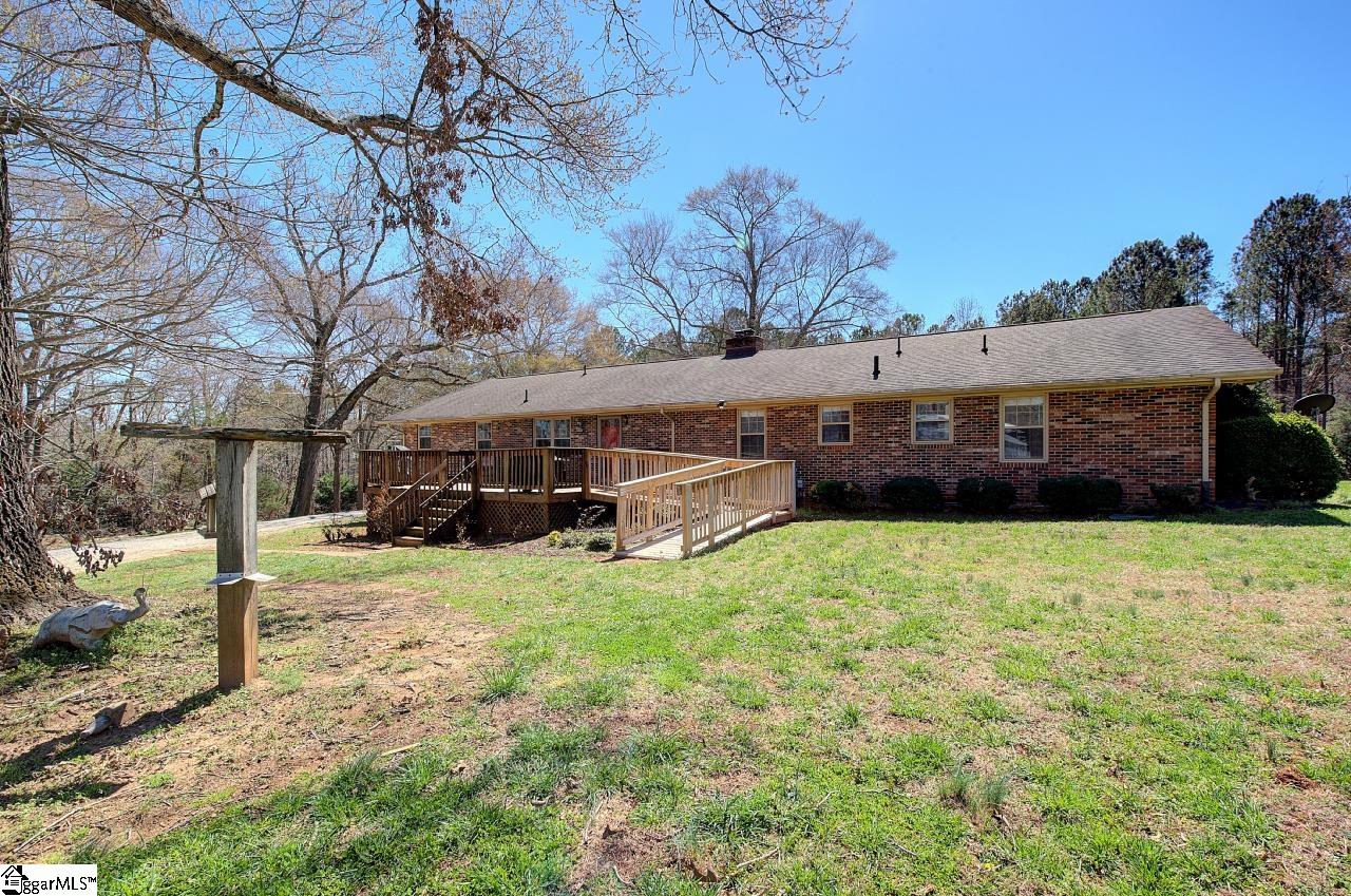 109 Cooper Drive Simpsonville, SC 29681