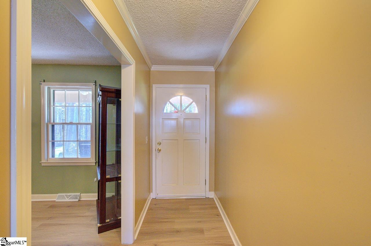 109 Cooper Drive Simpsonville, SC 29681