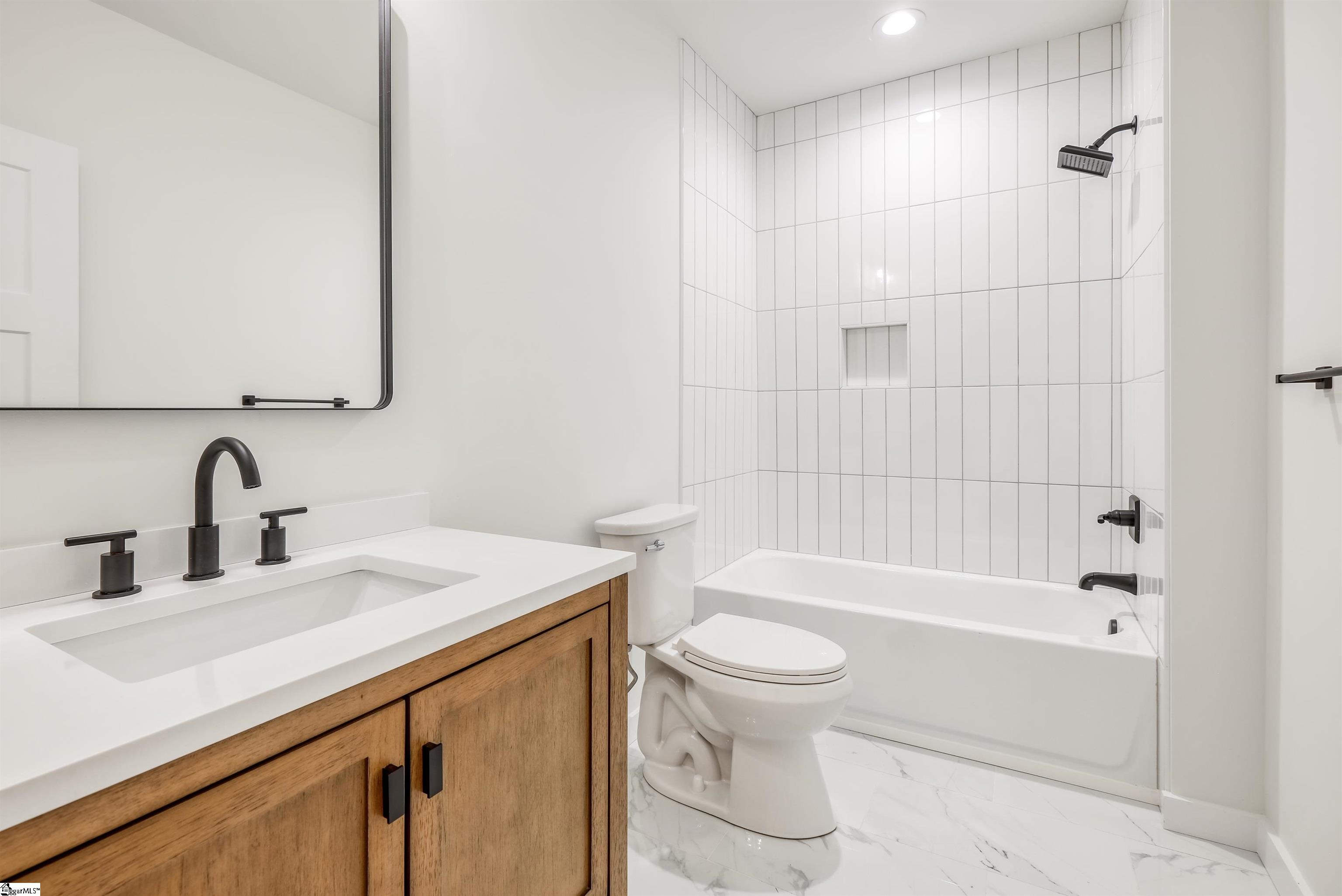 23 Ross Street Greenville, SC 29611