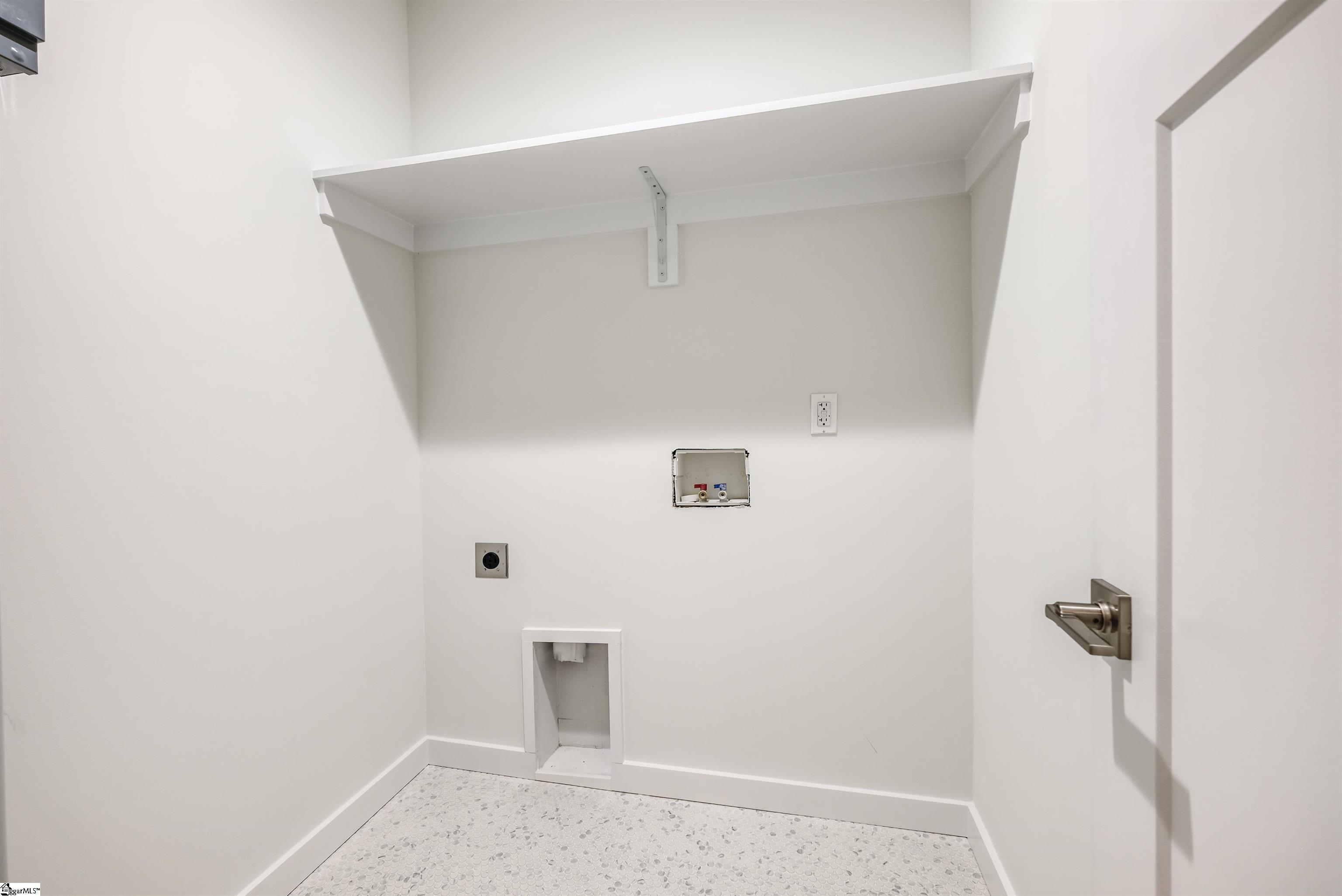 23 Ross Street Greenville, SC 29611