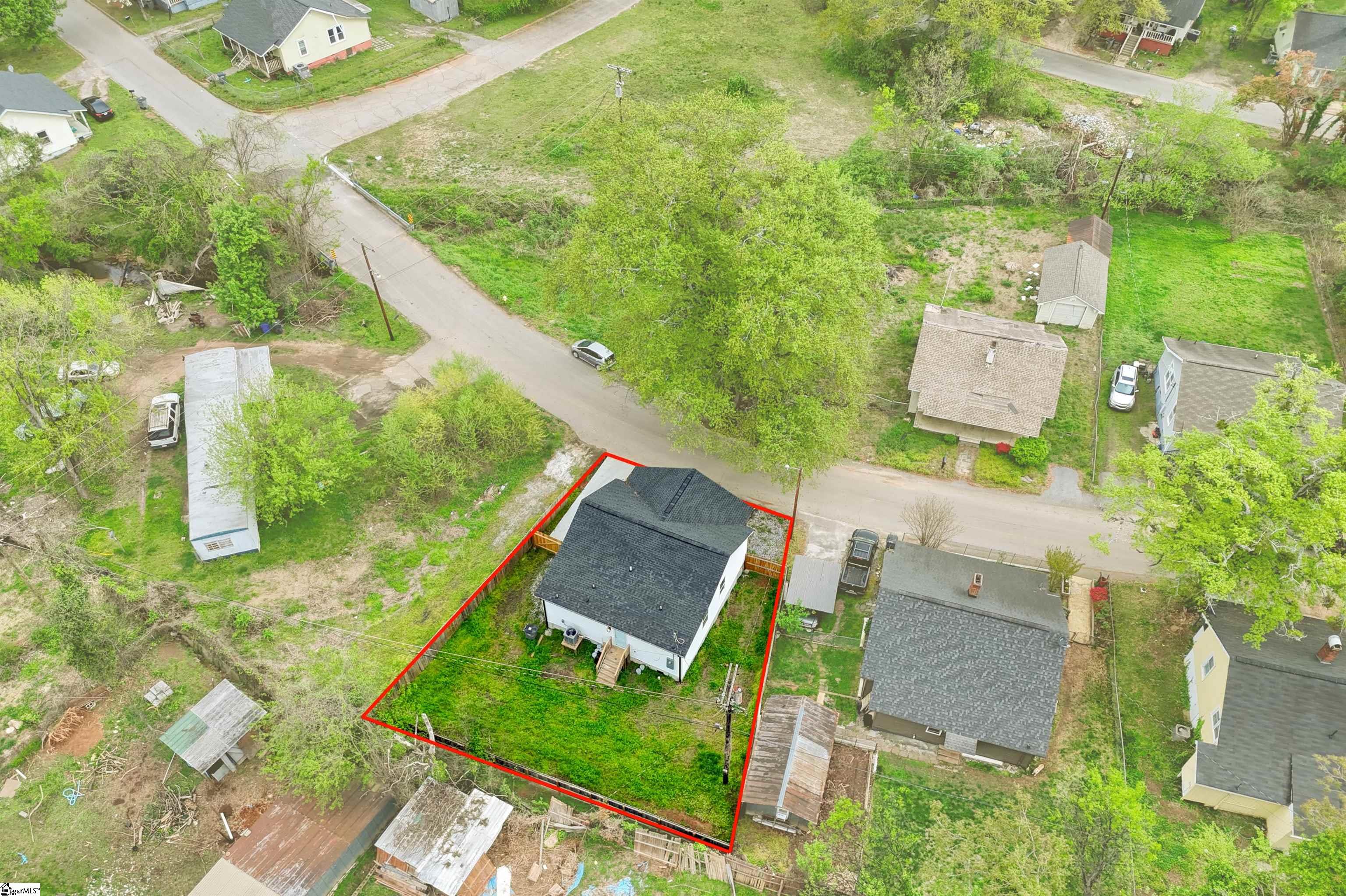 23 Ross Street Greenville, SC 29611