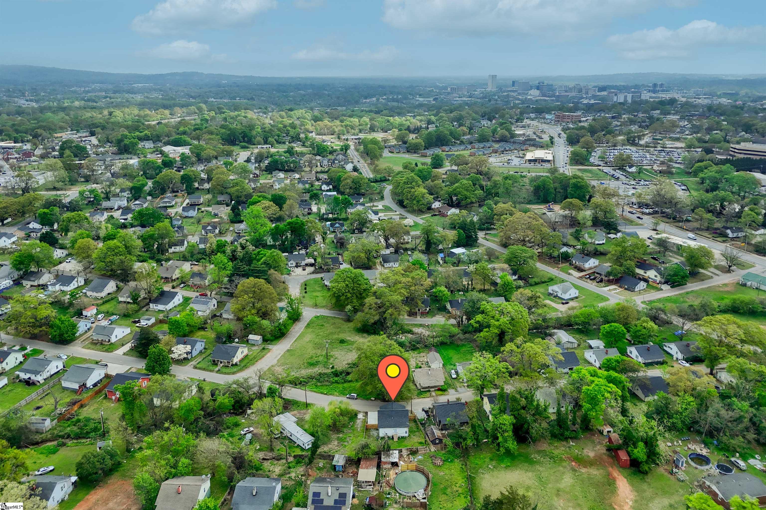 23 Ross Street Greenville, SC 29611