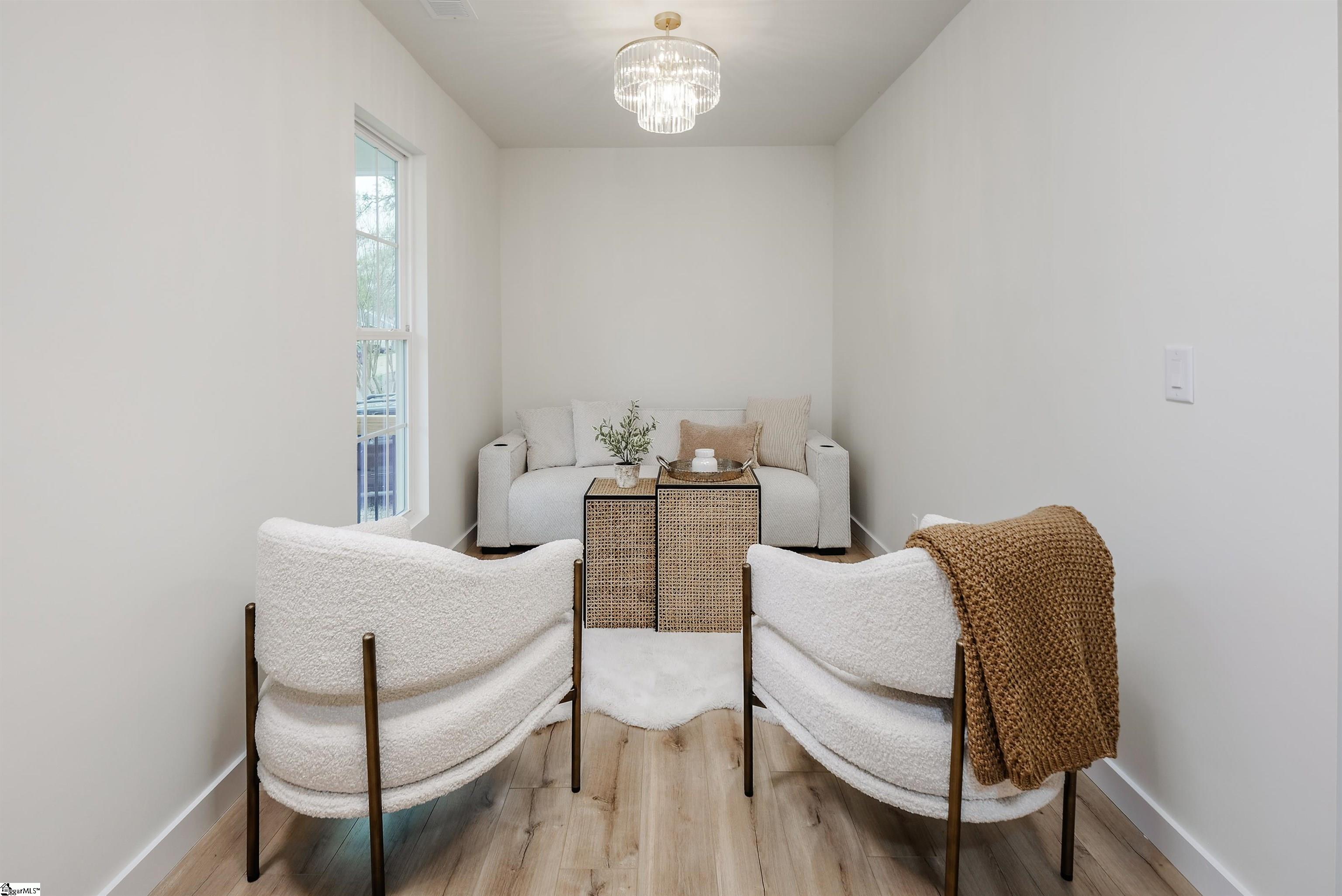 23 Ross Street Greenville, SC 29611
