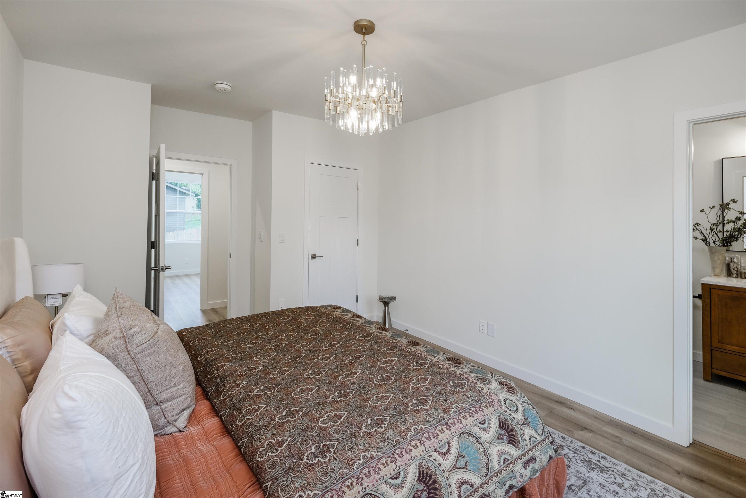 23 Ross Street Greenville, SC 29611