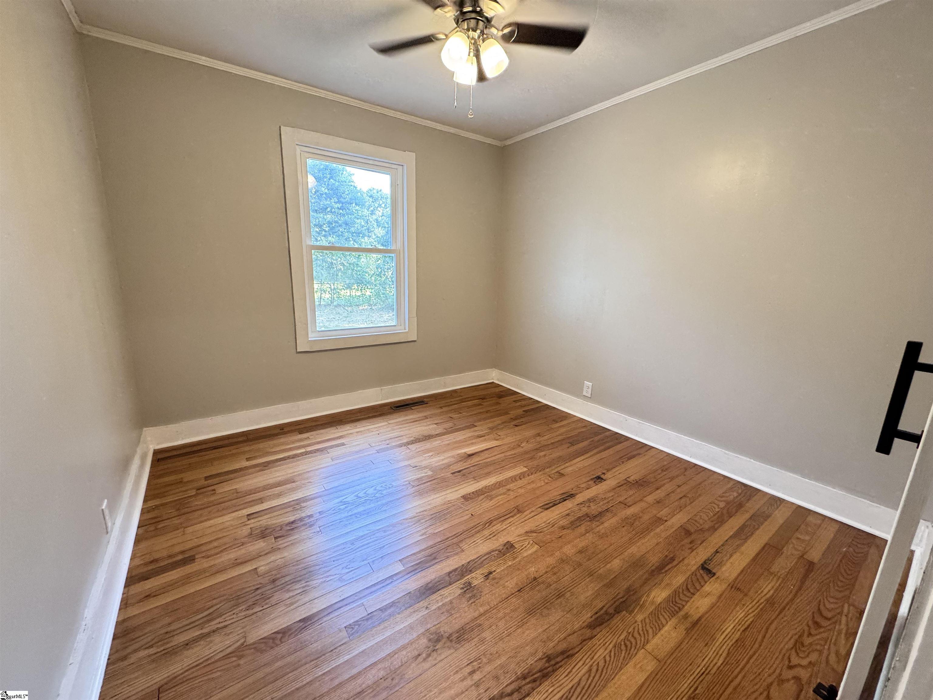 637 N Old Laurens Road Fountain Inn, SC 29644