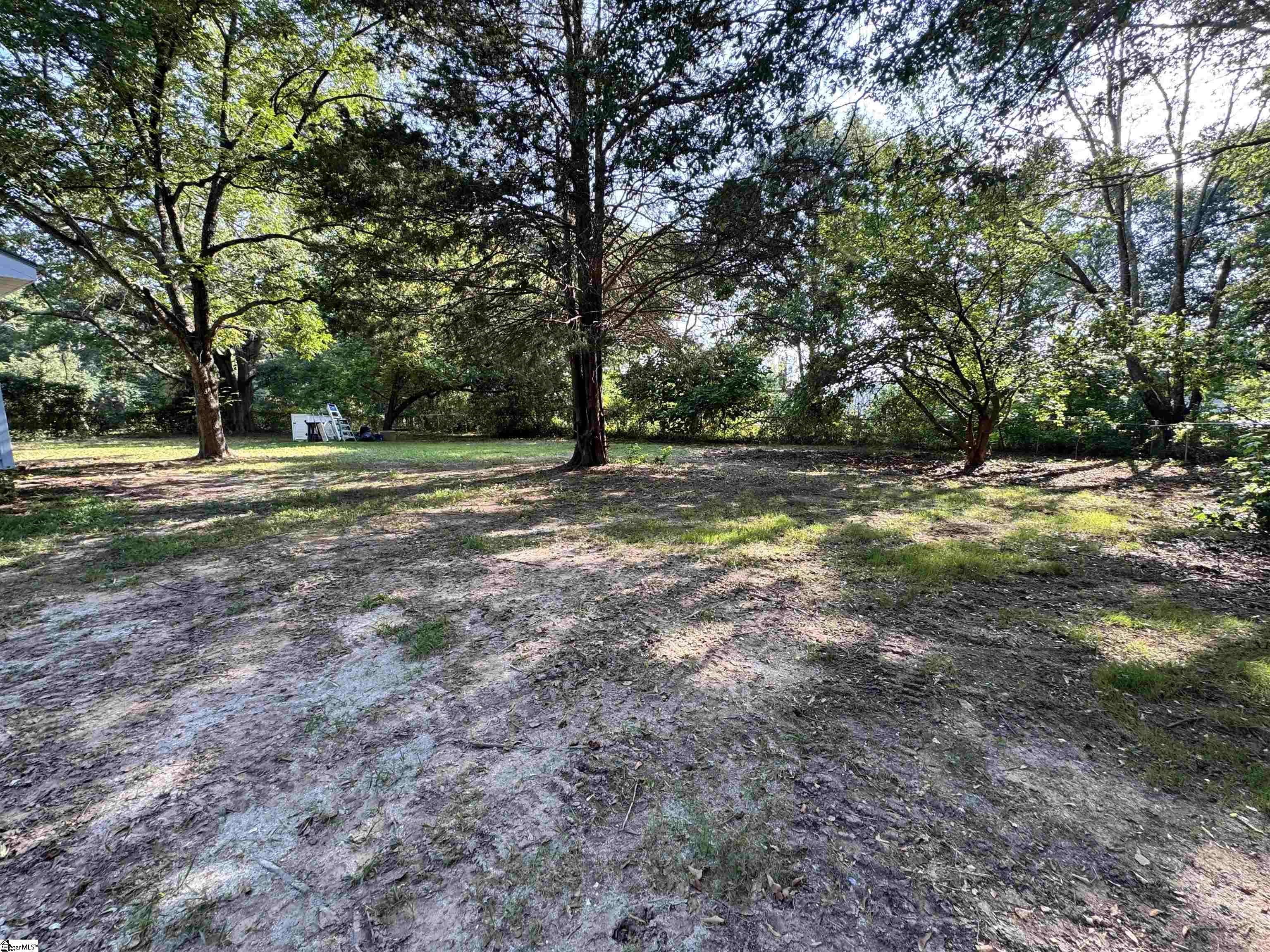 637 N Old Laurens Road Fountain Inn, SC 29644