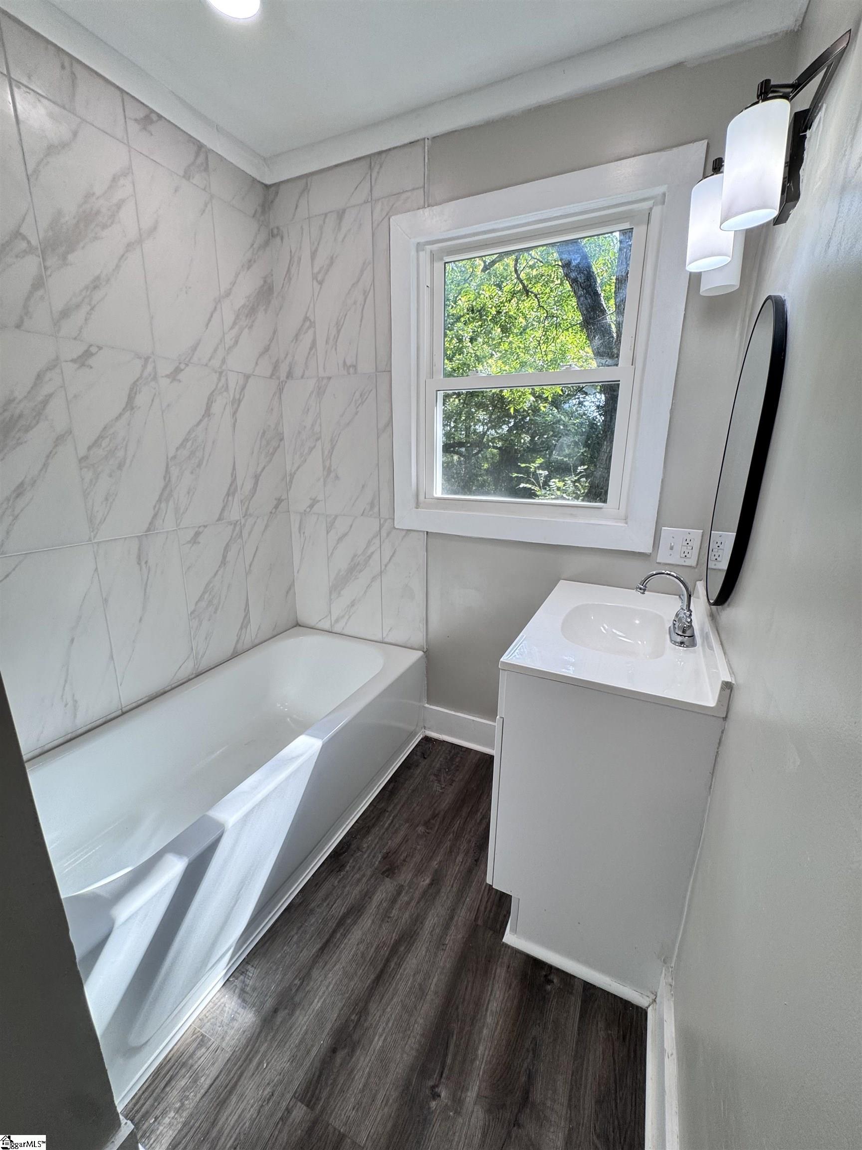 637 N Old Laurens Road Fountain Inn, SC 29644