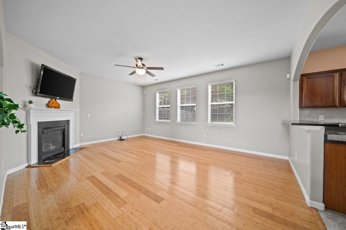 206 Collingwood Lane Spartanburg, SC 29301