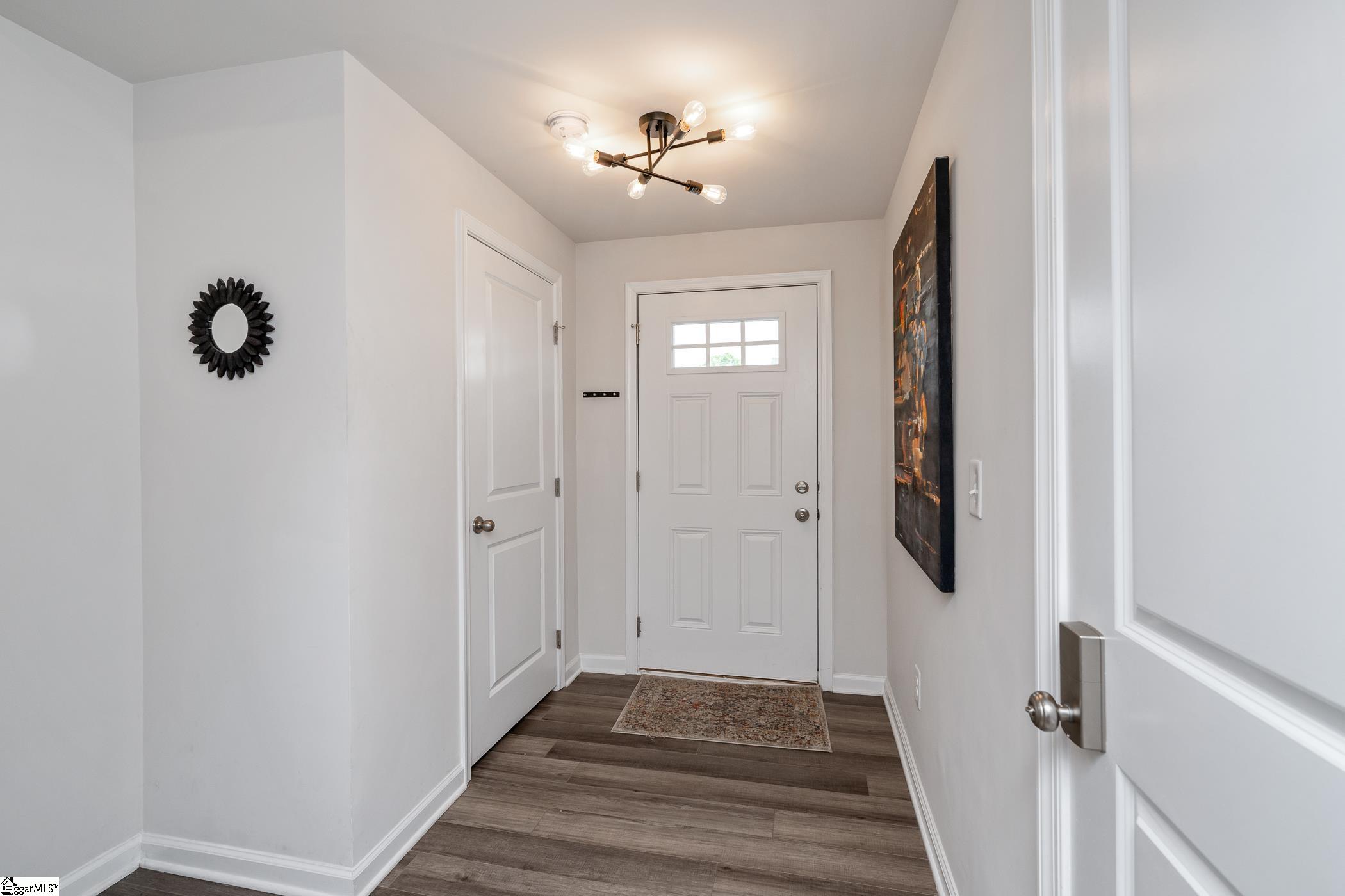 31 High Pine Trail Greenville, SC 29617