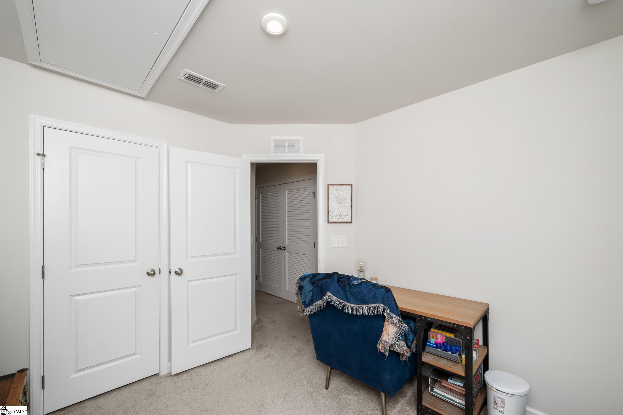 31 High Pine Trail Greenville, SC 29617