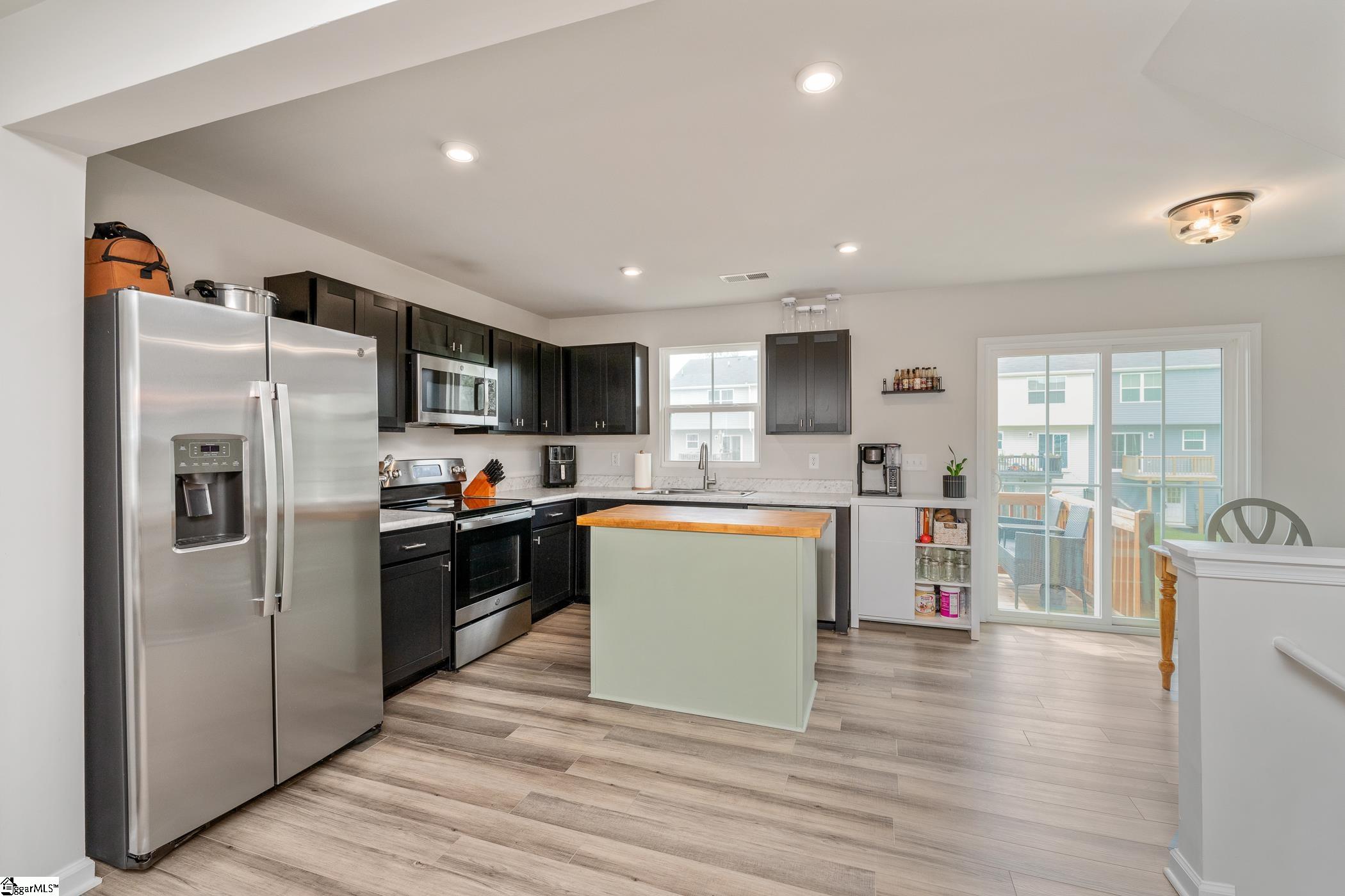 31 High Pine Trail Greenville, SC 29617