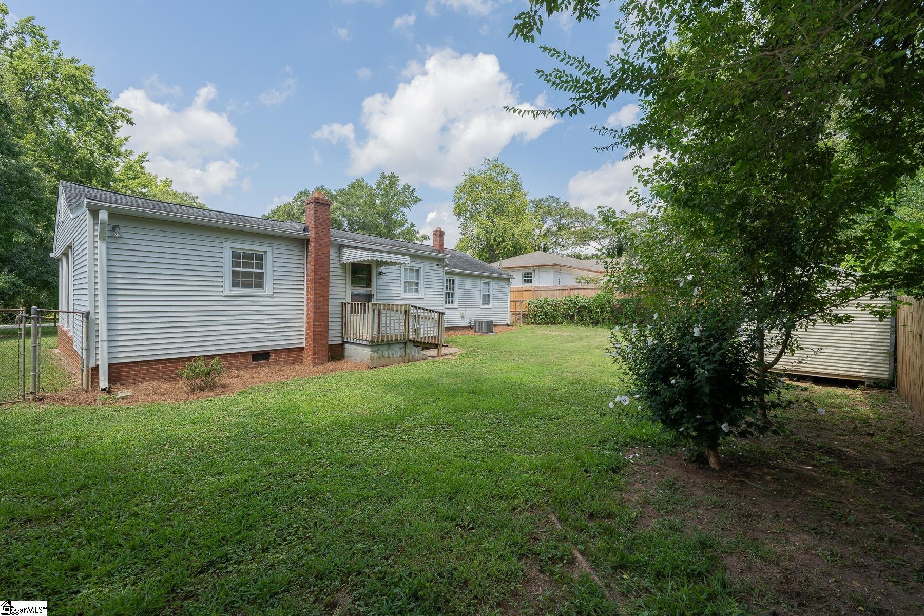 24 Blythewood Drive Greenville, SC 29607