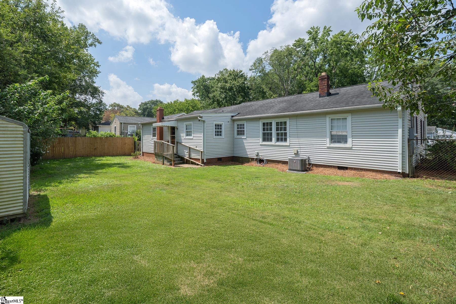 24 Blythewood Drive Greenville, SC 29607
