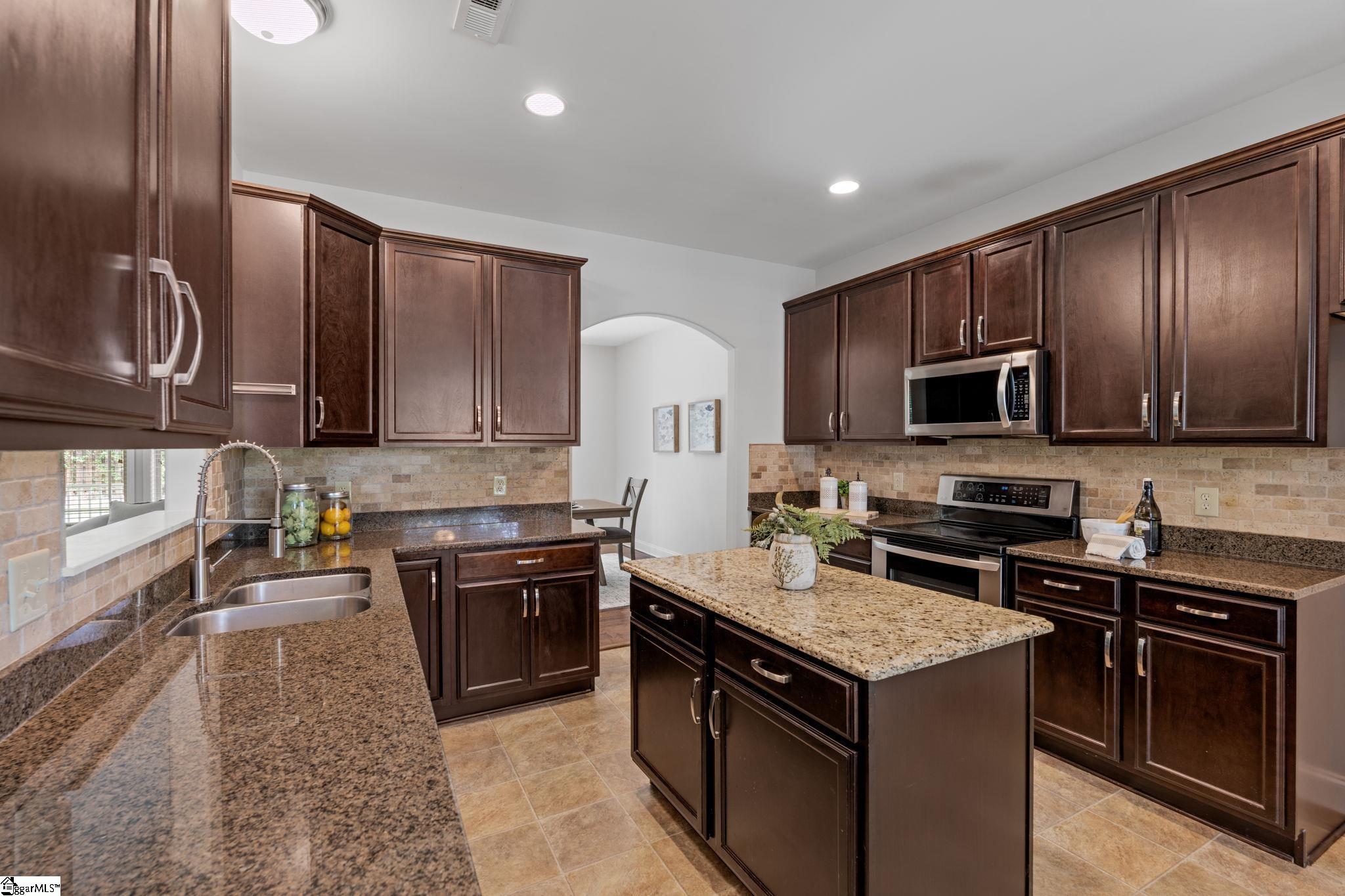 113 Berrigan Place Taylors, SC 29687