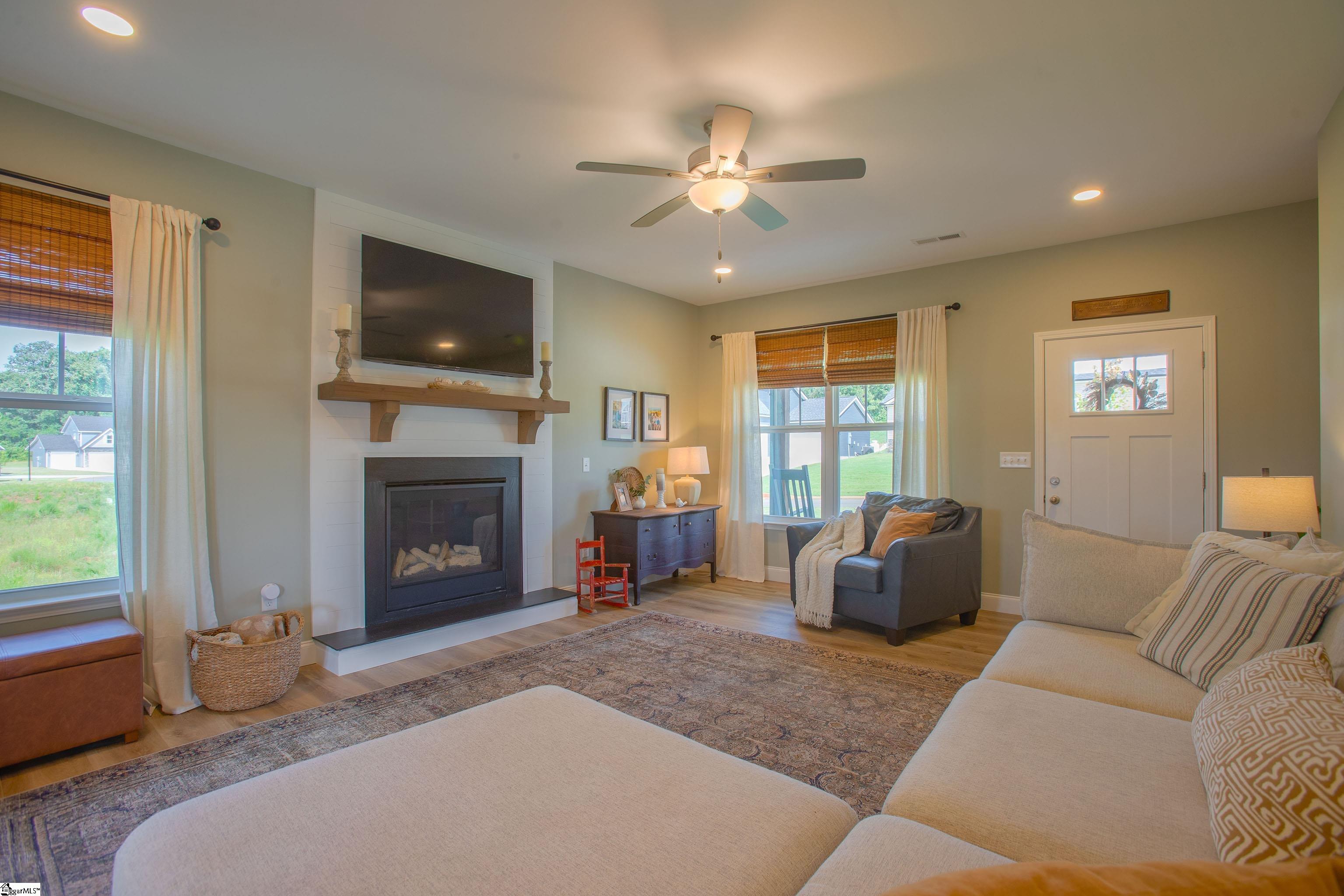 205 Legacy Lane Pickens, SC 29671