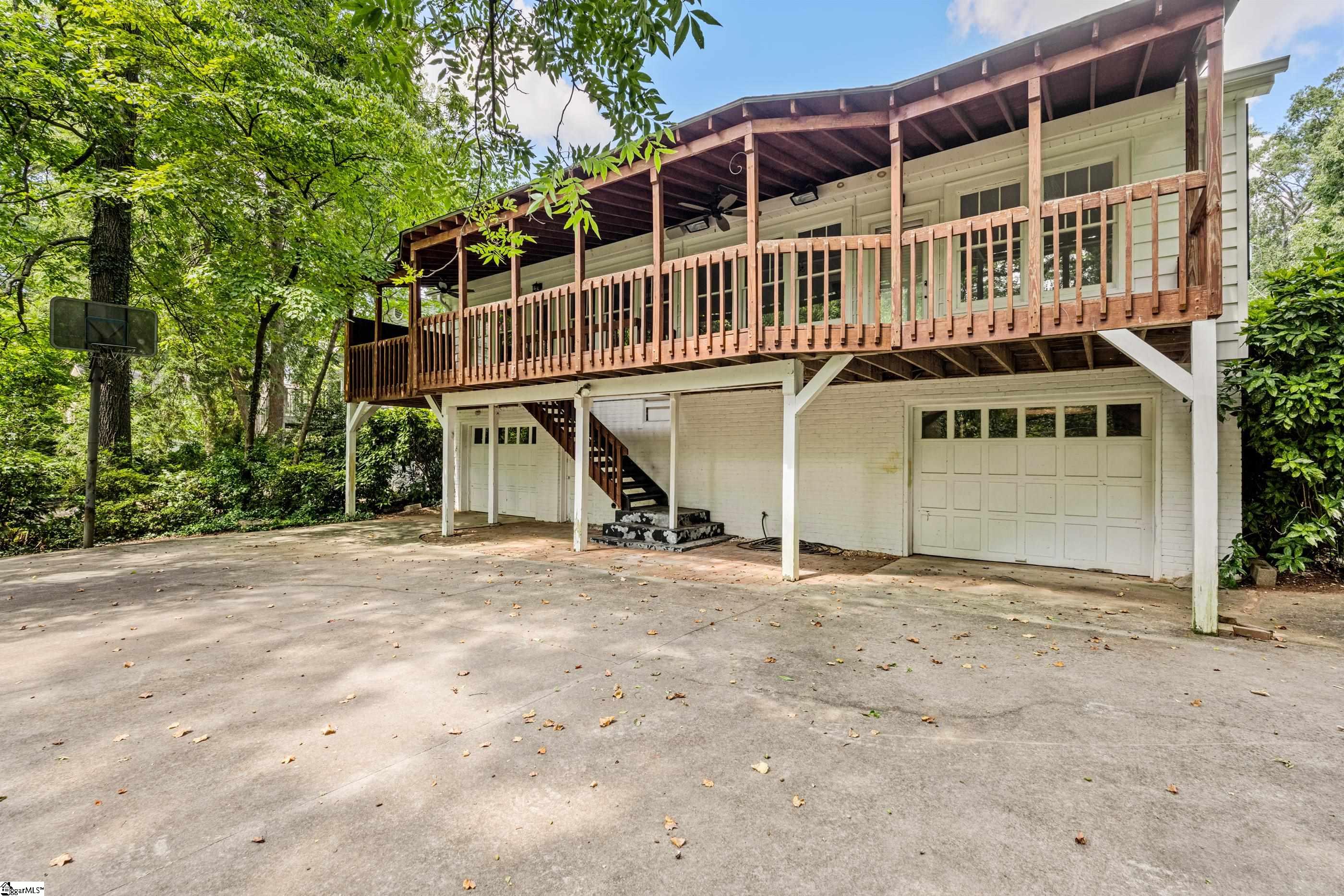 222 E Avondale Drive Greenville, SC 29609