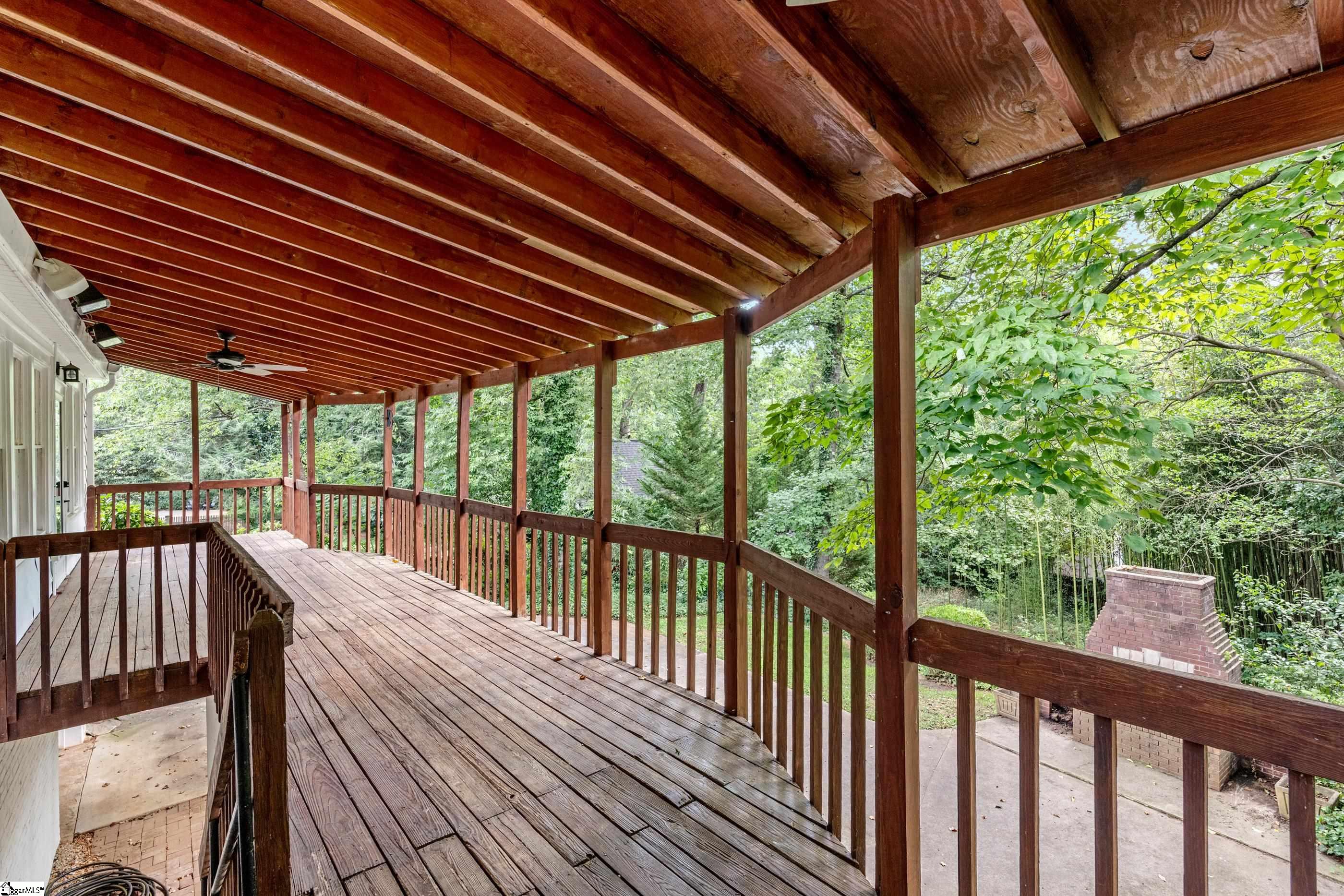 222 E Avondale Drive Greenville, SC 29609