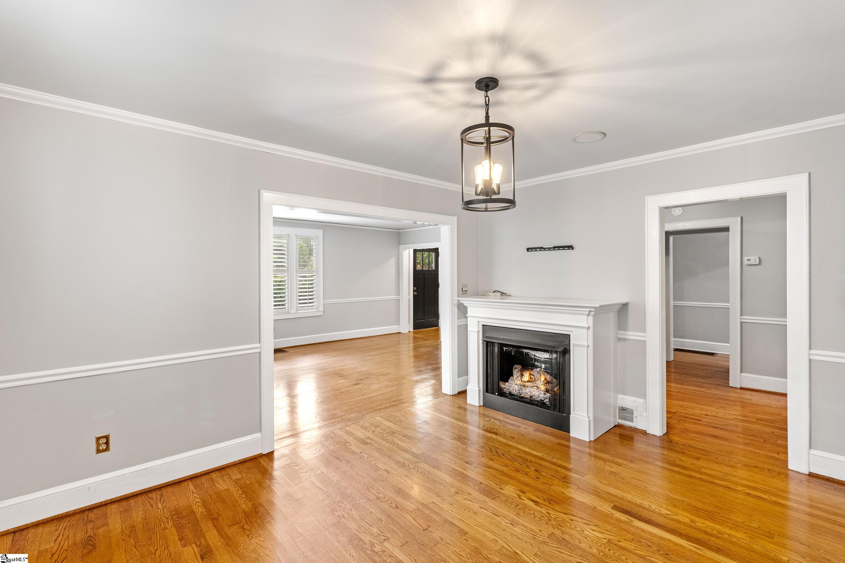 222 E Avondale Drive Greenville, SC 29609