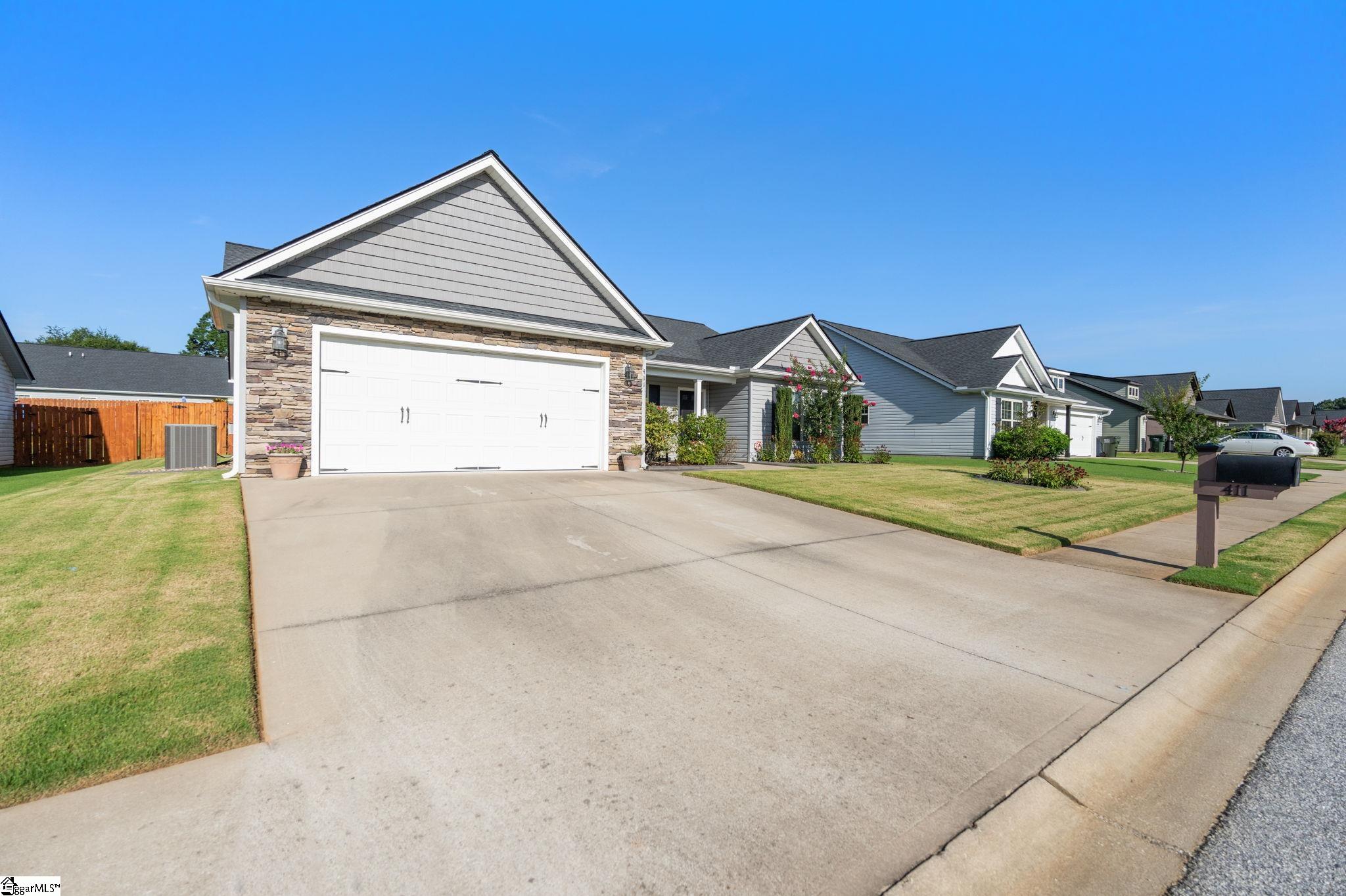411 Peaksview Drive Simpsonville, SC 29681