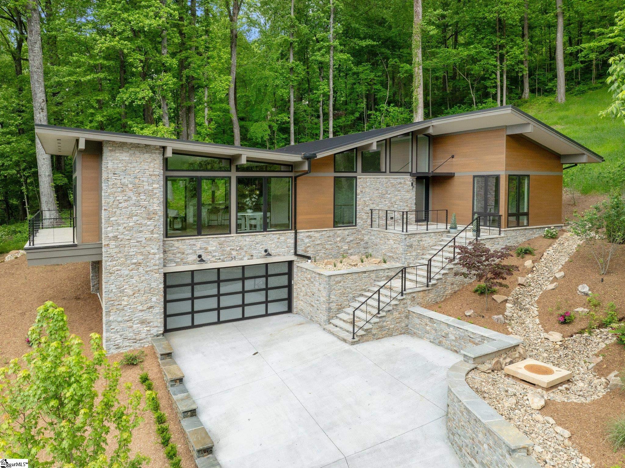 30 Windfaire Pass Court Greenville, SC 29609