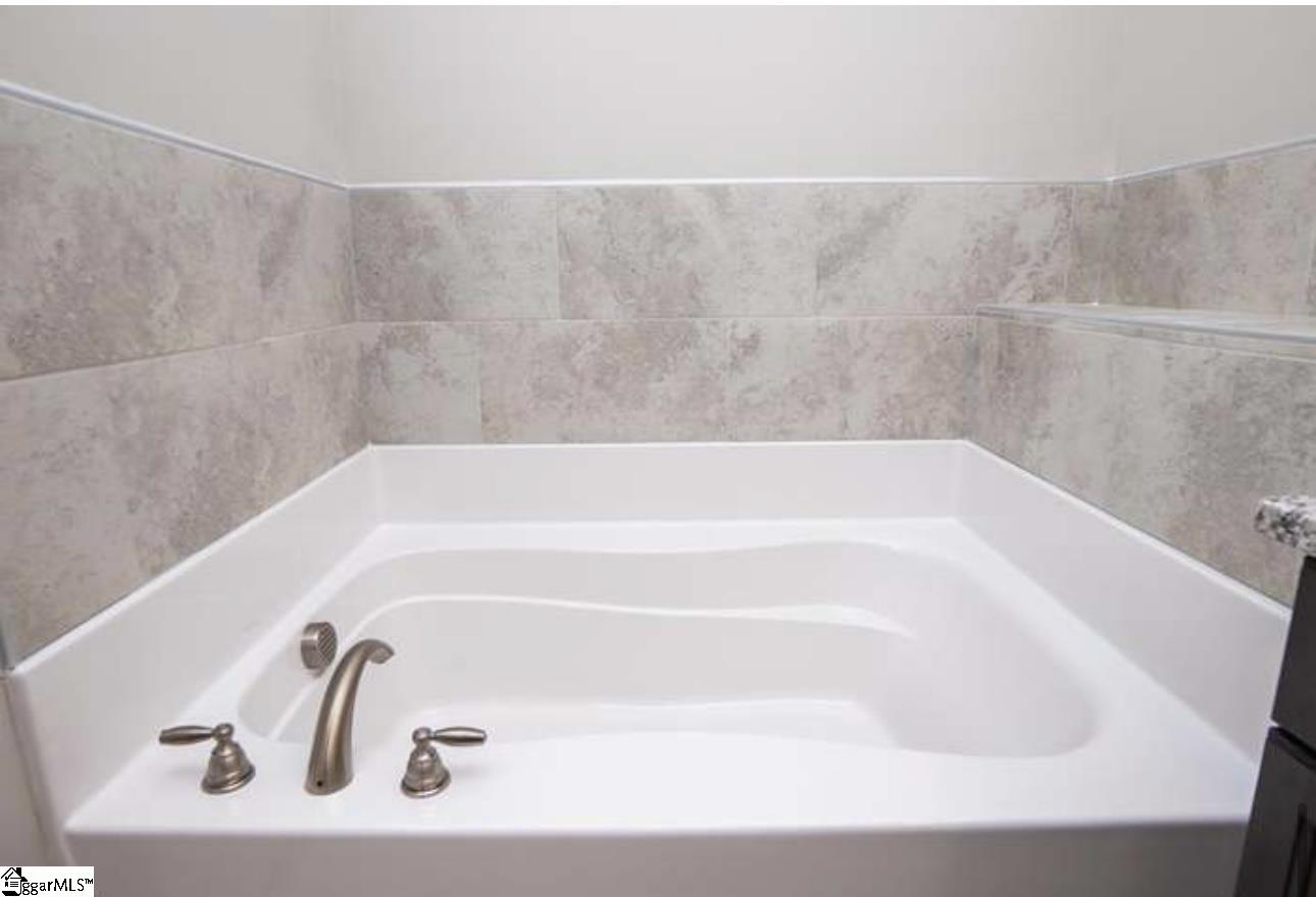 1031 Tuscany Drive Anderson, SC 29621