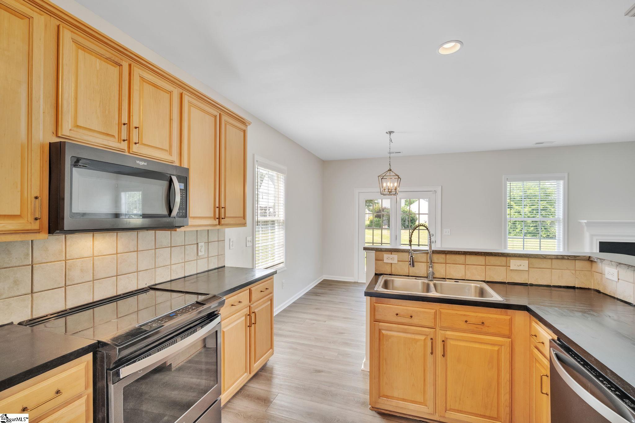 11 Comesee Court Greenville, SC 29605