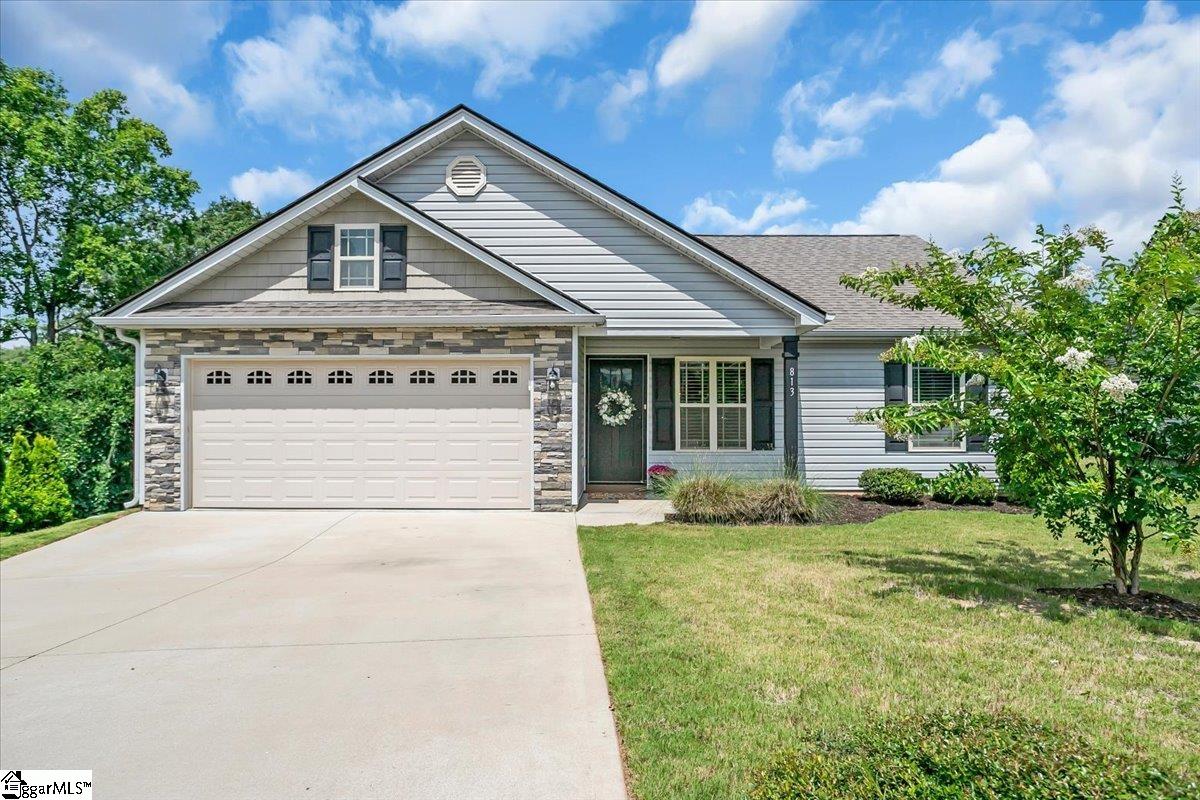 813 N Mossy Rock Road Spartanburg, SC 29303