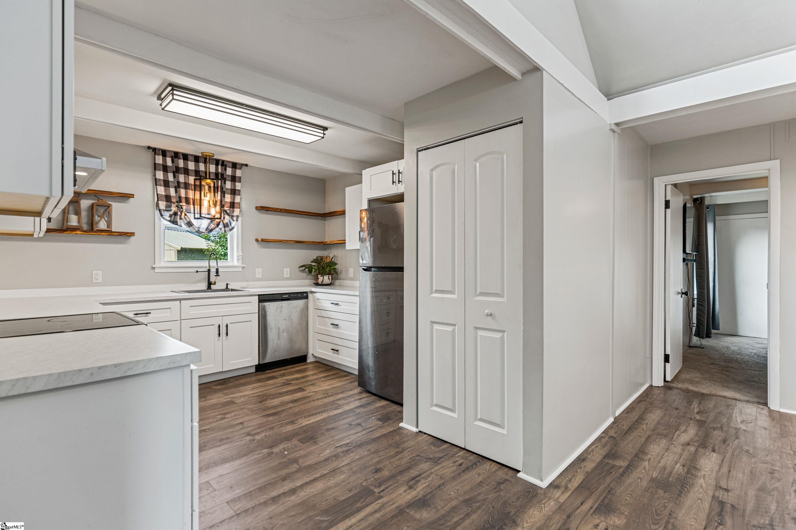255 Ashe Drive Greenville, SC 29617