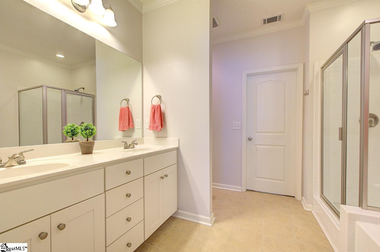 602 Mount Sinai Lane Simpsonville, SC 29681