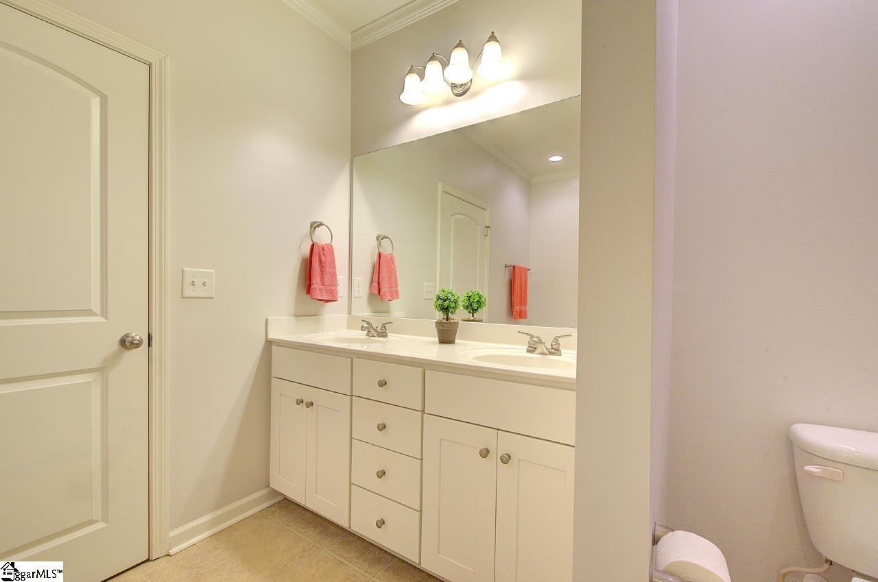 602 Mount Sinai Lane Simpsonville, SC 29681